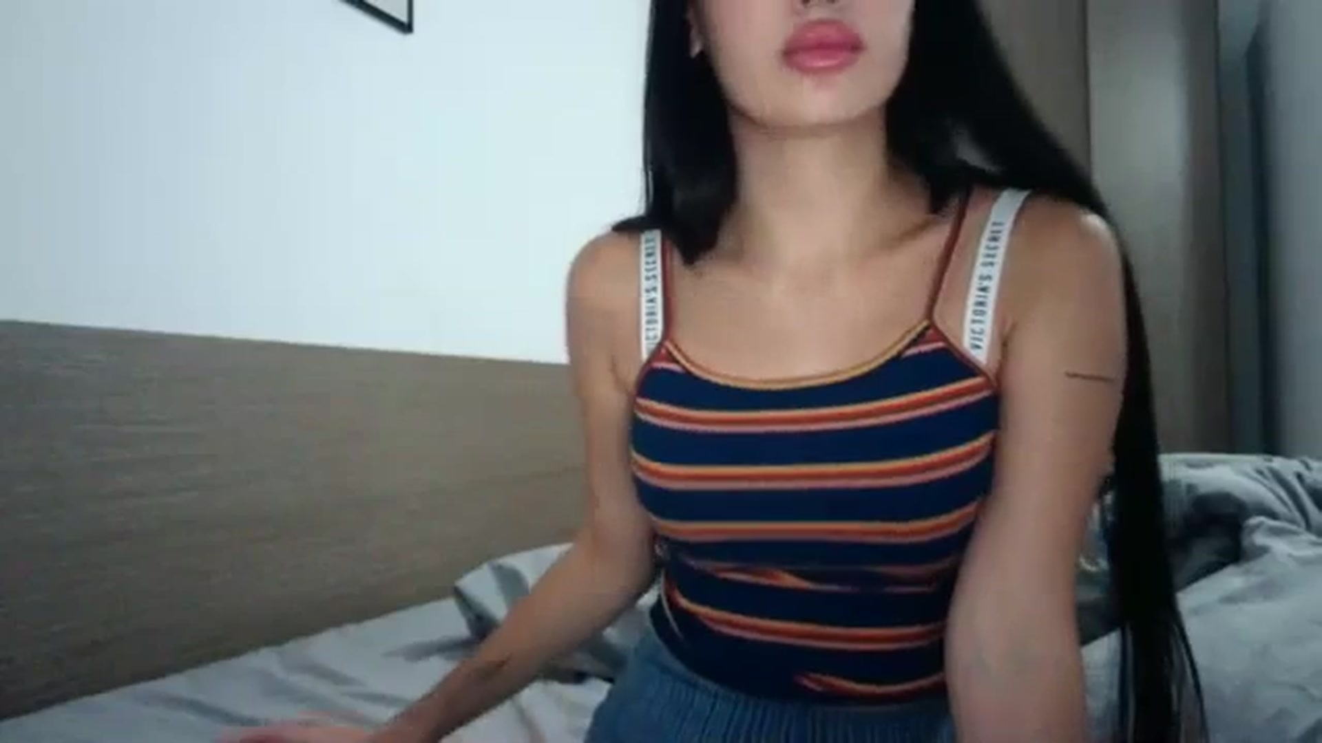 Gallery image thumbnail from Chocoo_'s myfreecams stream on, 08/07/2023, 24:01 image 15 of 20