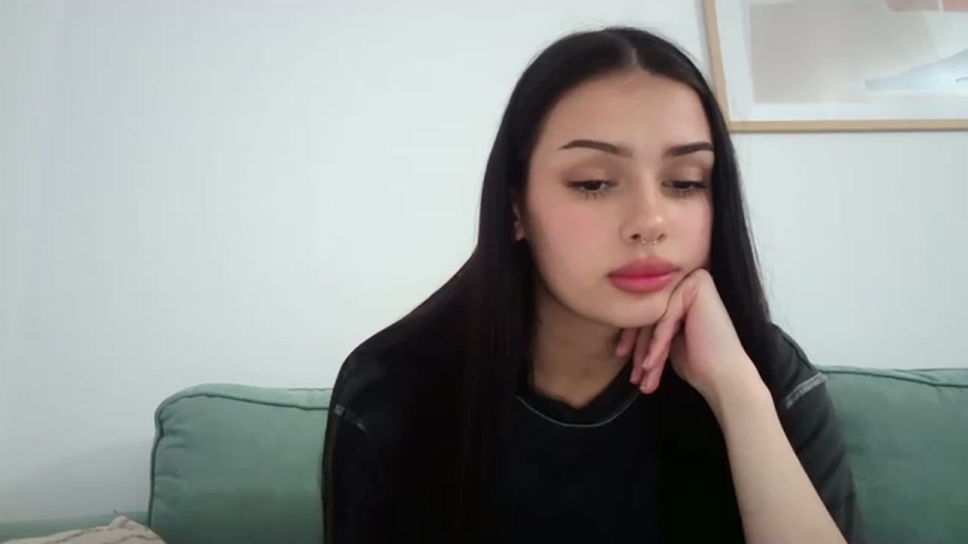Gallery image thumbnail from Chocooo_'s myfreecams stream on, 04/08/2023, 03:19 image 9 of 20
