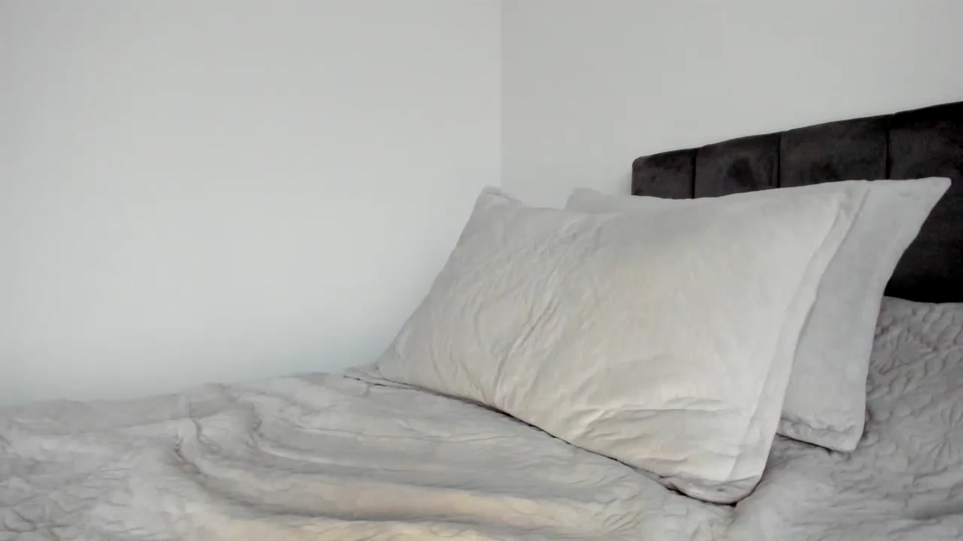 Gallery image thumbnail from Chris_Sweet_'s myfreecams stream on, 09/17/2024, 17:13 image 8 of 20