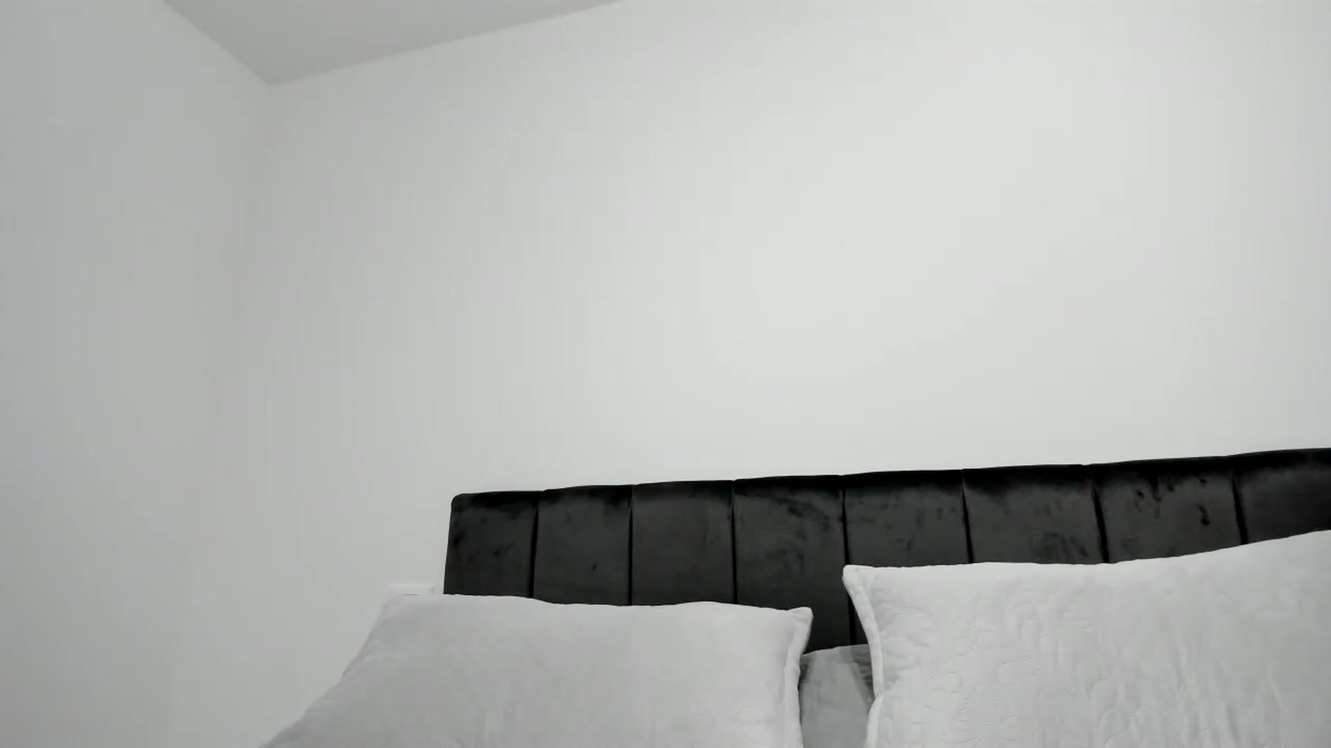 Gallery image thumbnail from Chris_Sweet_'s myfreecams stream on, 09/20/2024, 21:19 image 20 of 20
