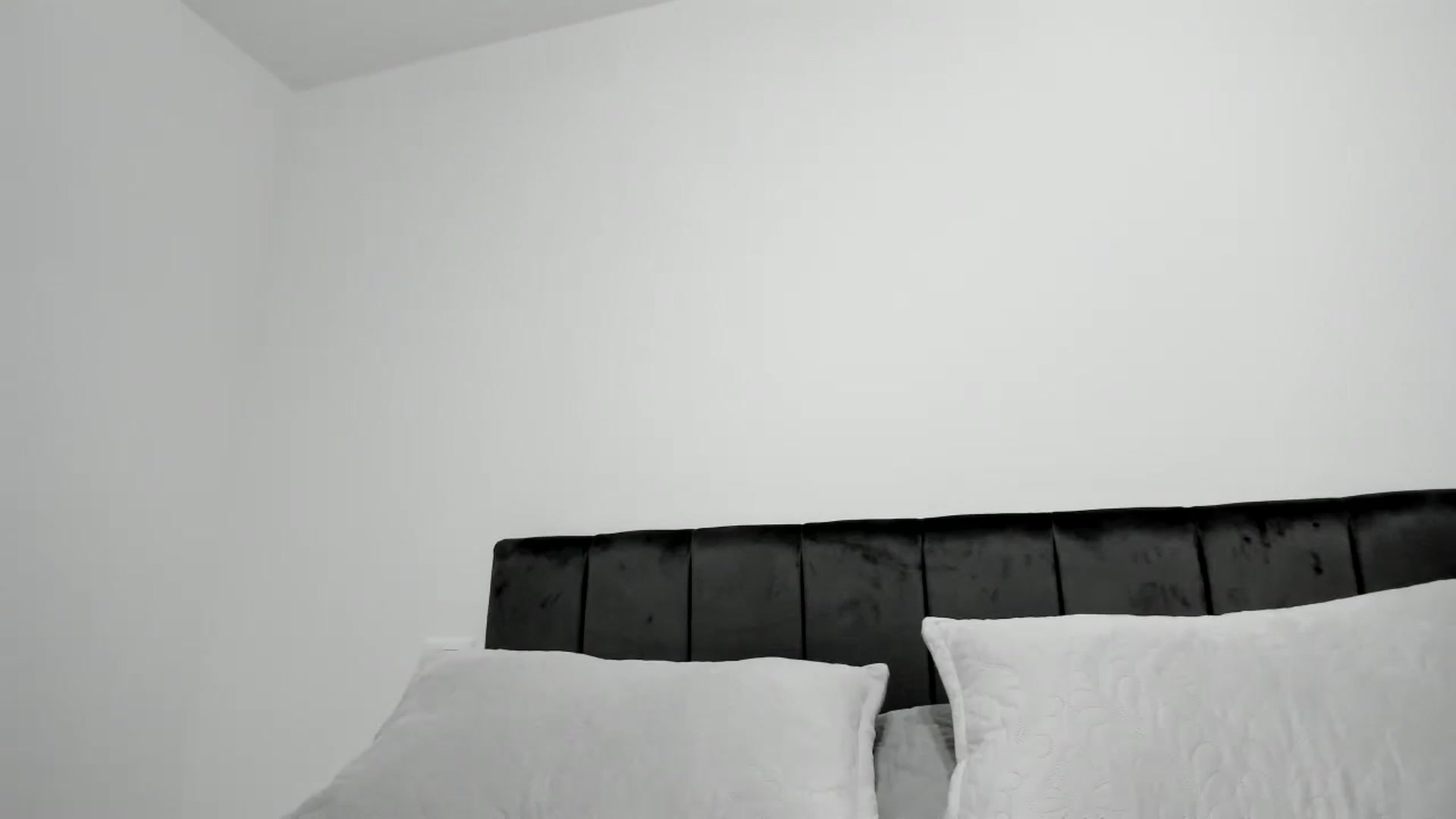 Gallery image thumbnail from Chris_Sweet_'s myfreecams stream on, 09/20/2024, 21:19 image 14 of 20