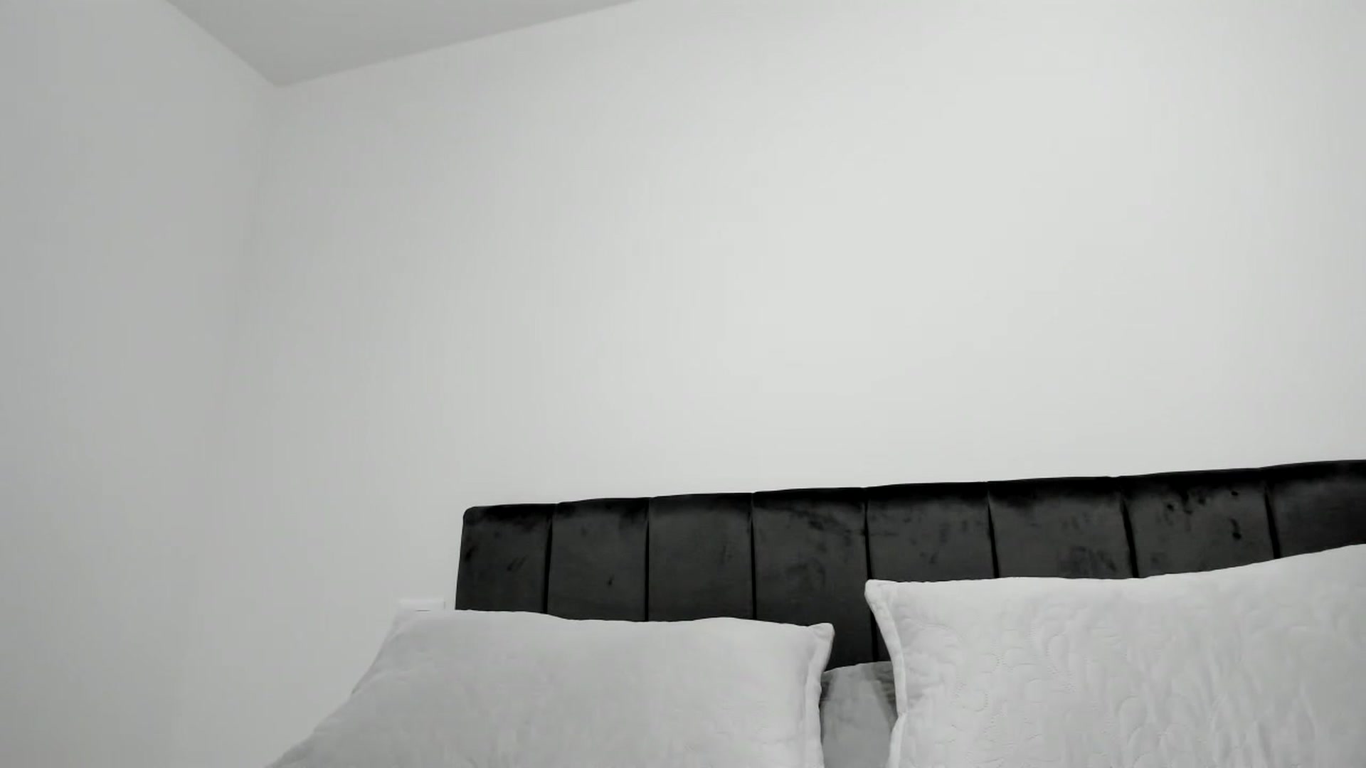 Gallery image thumbnail from Chris_Sweet_'s myfreecams stream on, 09/20/2024, 21:19 image 17 of 20