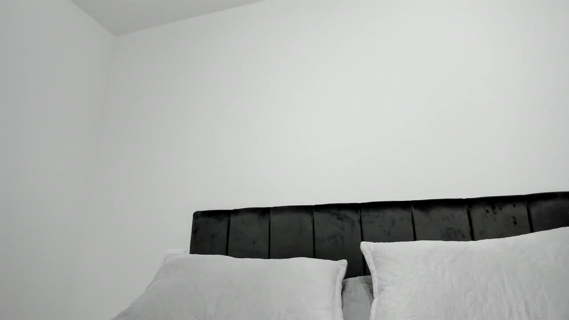 Gallery image thumbnail from Chris_Sweet_'s myfreecams stream on, 09/20/2024, 21:19 image 16 of 20