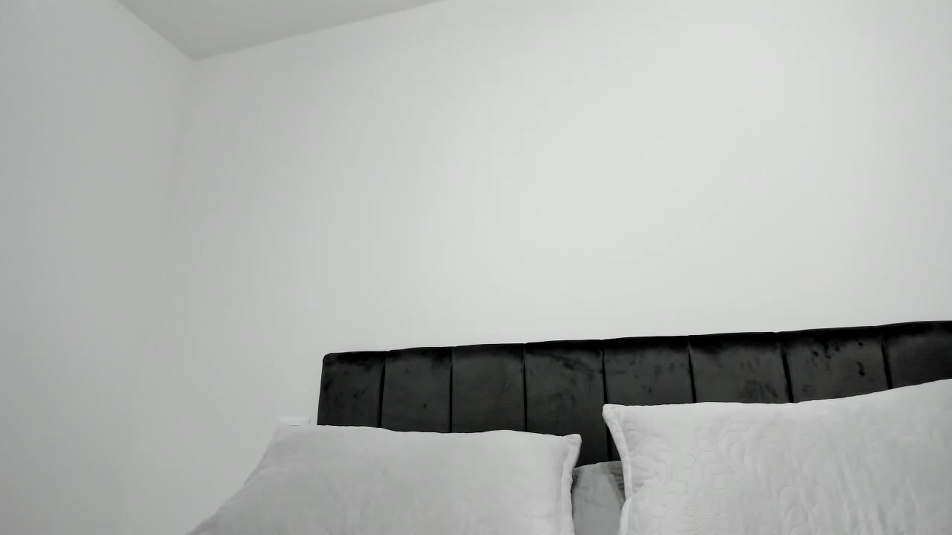 Gallery image thumbnail from Chris_Sweet_'s myfreecams stream on, 09/20/2024, 21:19 image 19 of 20