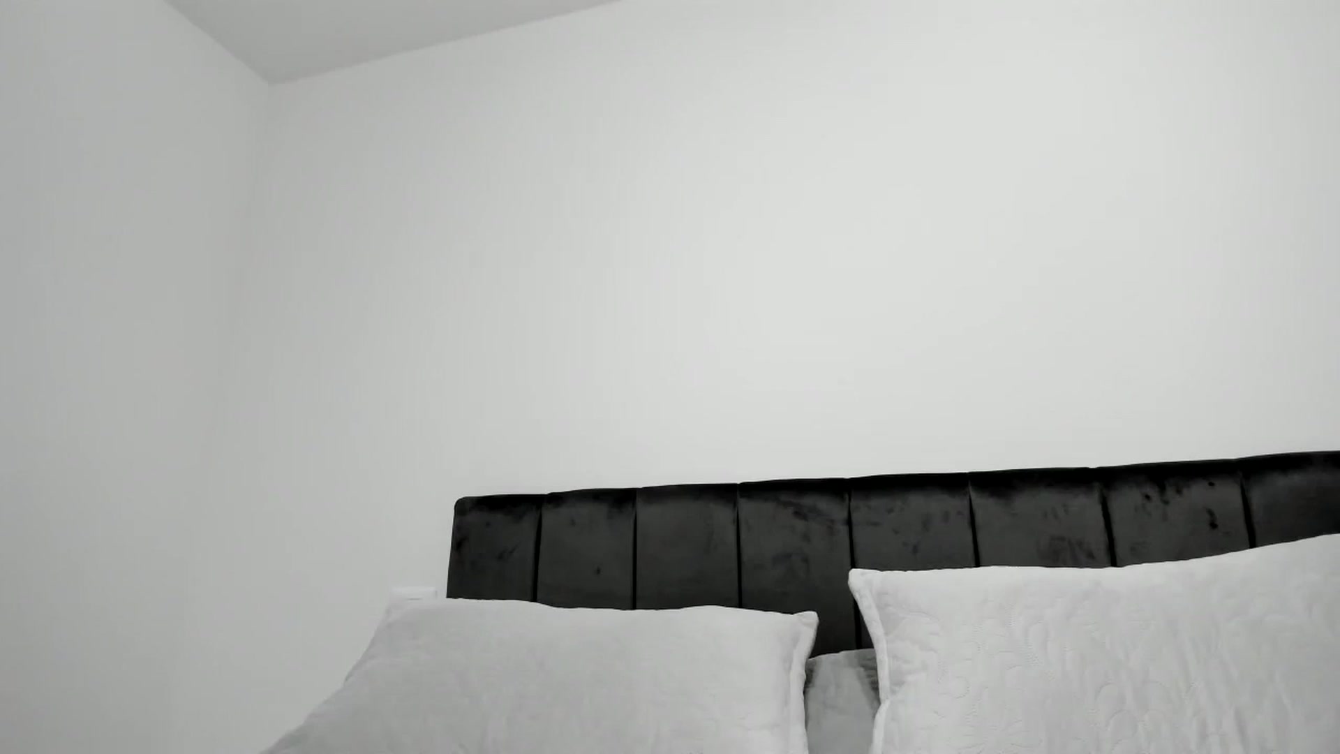 Gallery image thumbnail from Chris_Sweet_'s myfreecams stream on, 09/20/2024, 21:19 image 15 of 20
