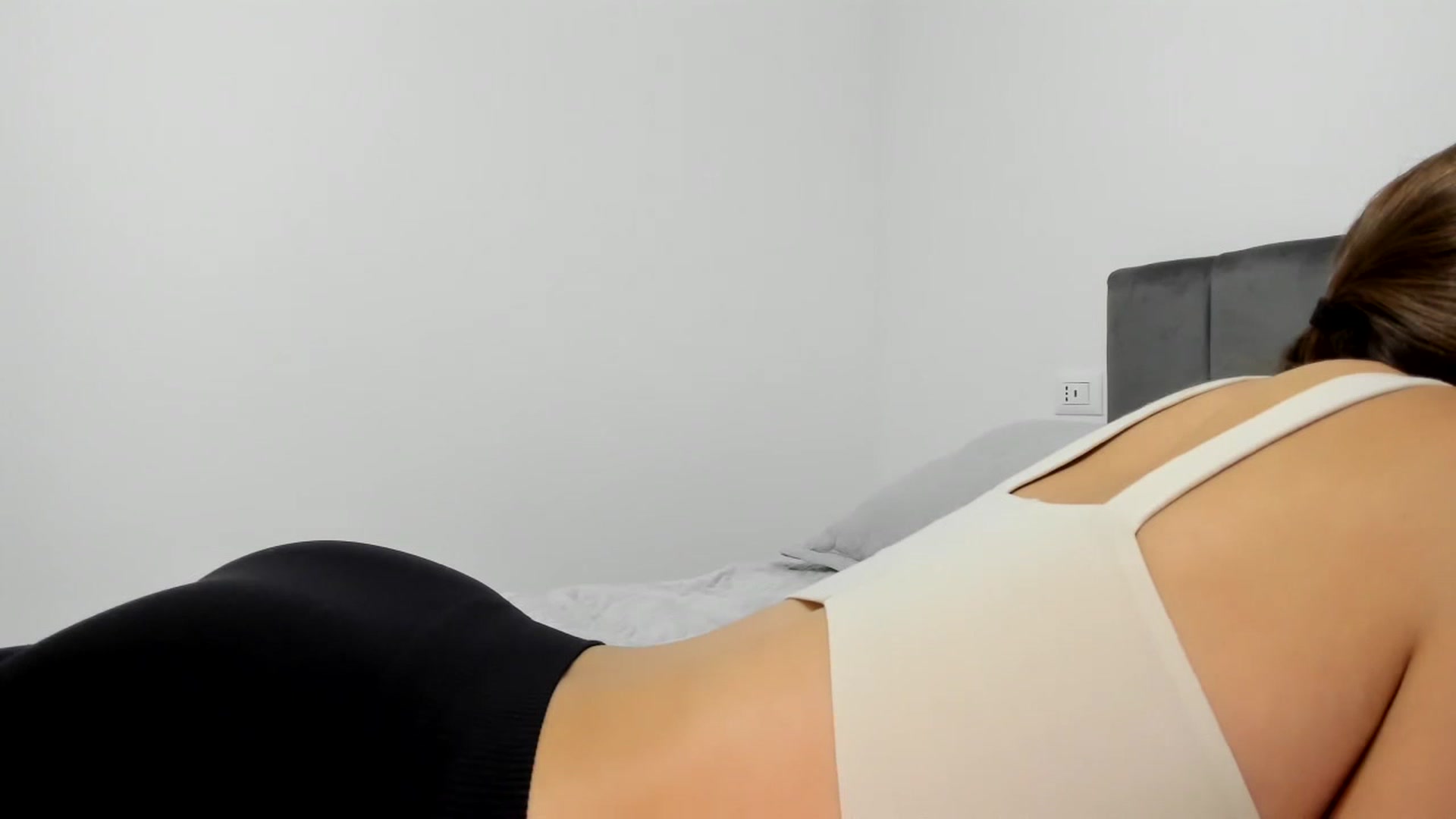 Gallery image thumbnail from Chris_Sweet_'s myfreecams stream on, 09/22/2024, 20:26 image 6 of 20