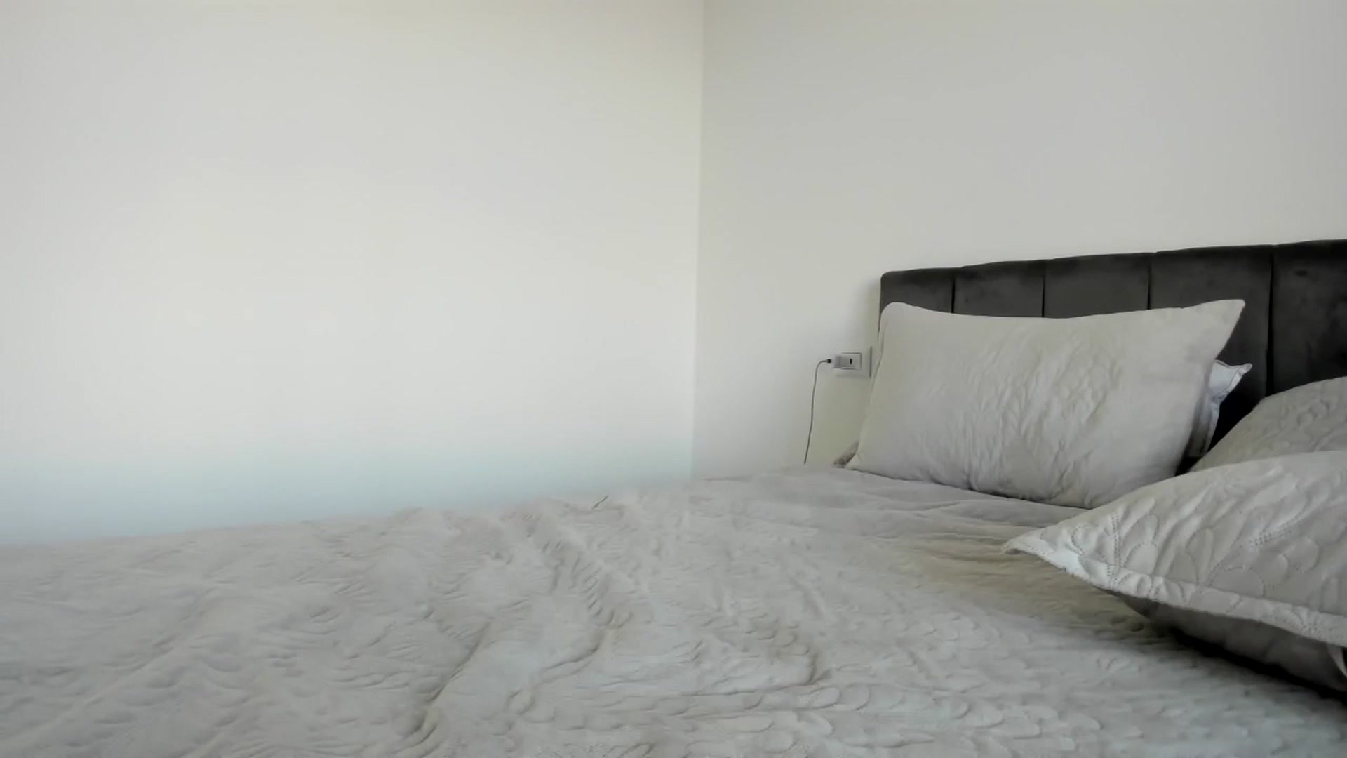Gallery image thumbnail from Chris_Sweet_'s myfreecams stream on, 10/08/2024, 15:23 image 6 of 20