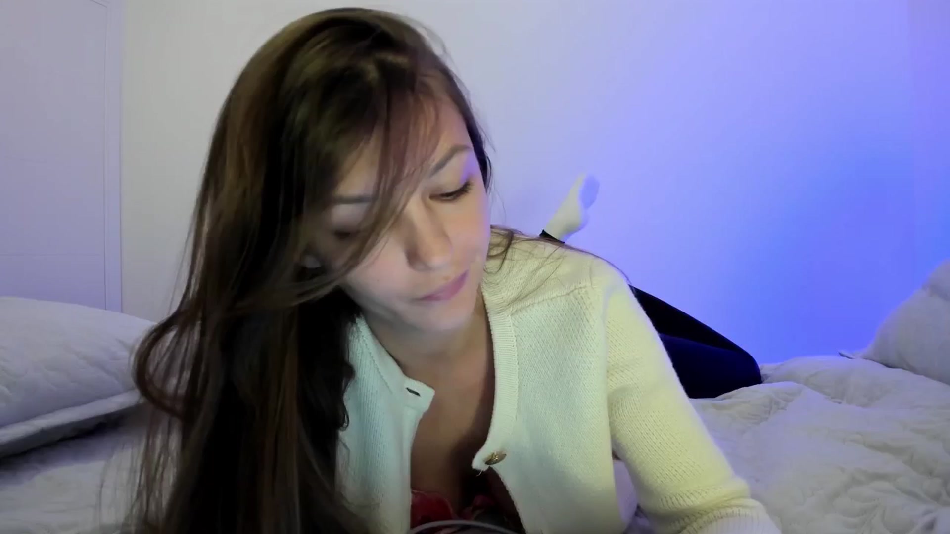 Gallery image thumbnail from Chris_Sweet_'s myfreecams stream on, 10/16/2024, 19:57 image 9 of 20