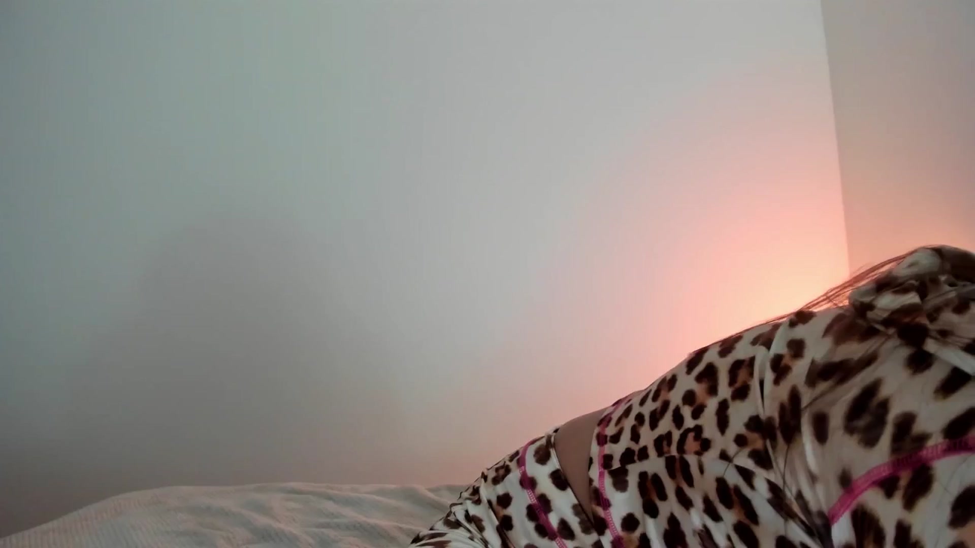Gallery image thumbnail from Chris_girl's myfreecams stream on, 12/21/2024, 17:31 image 2 of 20