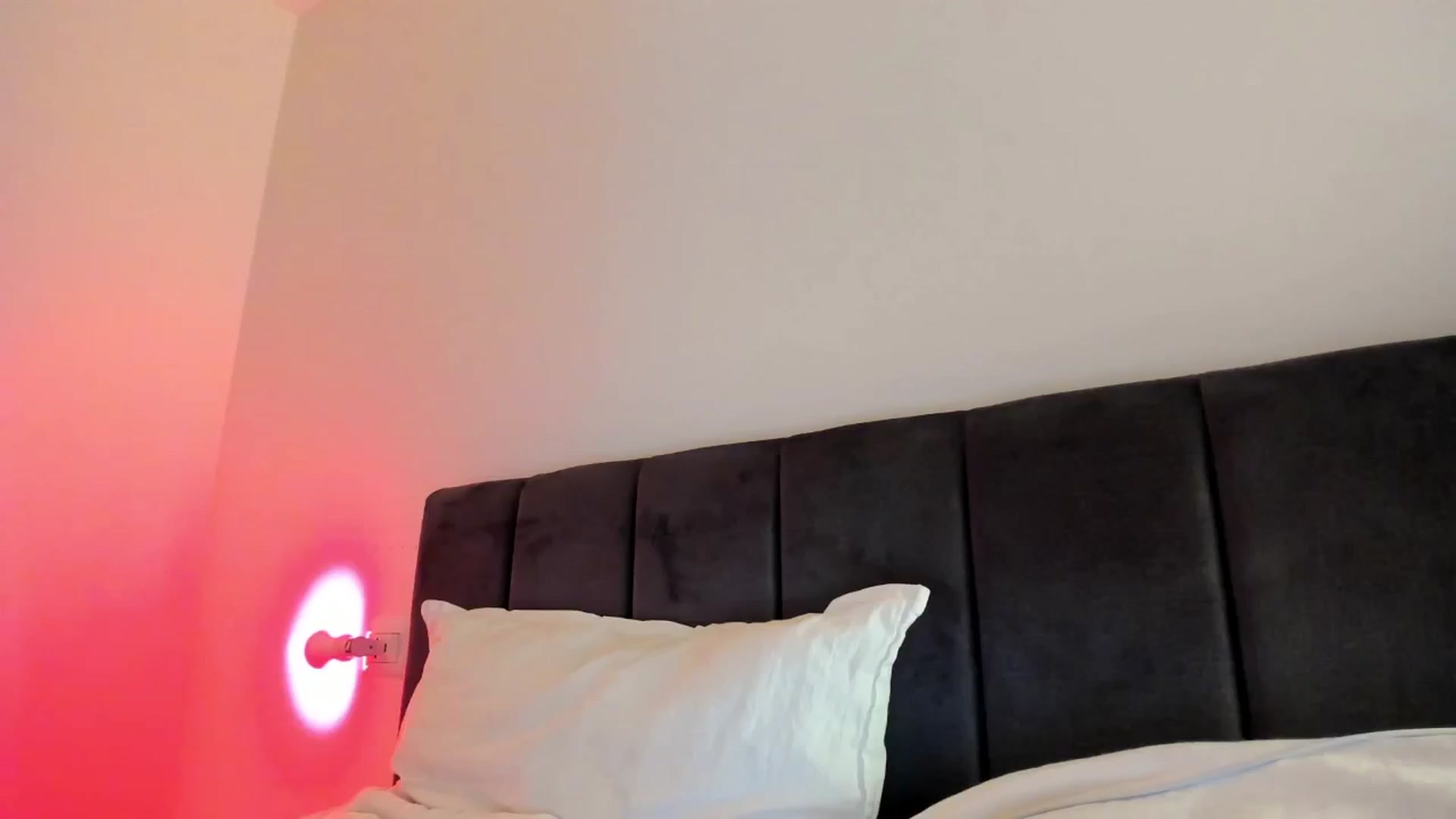 Gallery image thumbnail from Chris_girl's myfreecams stream on, 12/27/2024, 19:55 image 9 of 20