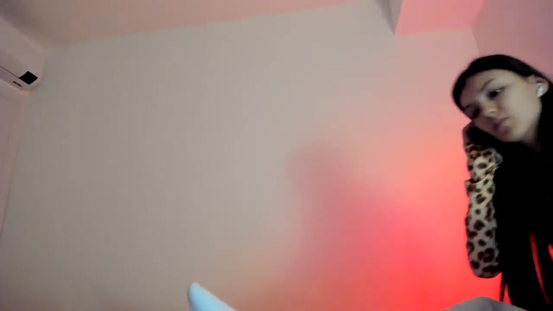Gallery image thumbnail from Chris_girl's myfreecams stream on, 12/29/2024, 19:02 image 13 of 20