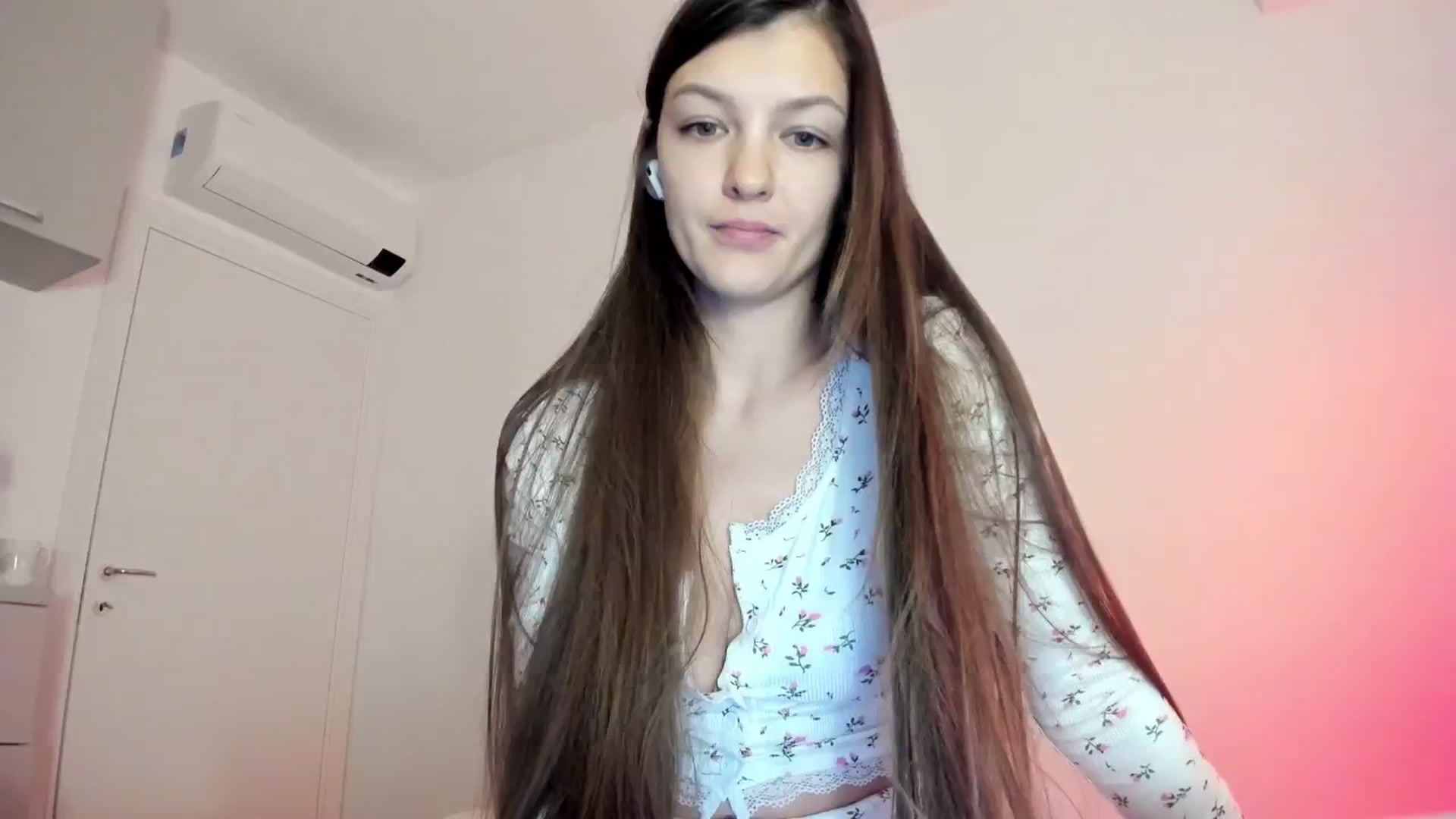 Gallery image thumbnail from Chris_girl's myfreecams stream on, 01/02/2025, 01:06 image 20 of 20