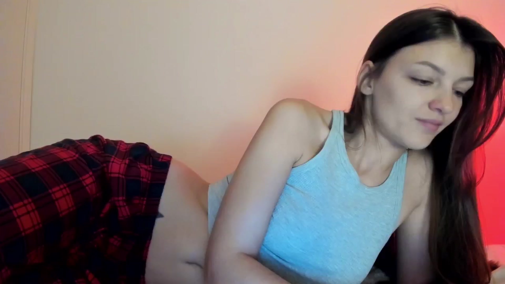 Gallery image thumbnail from Chris_girl's myfreecams stream on, 01/03/2025, 24:09 image 8 of 20