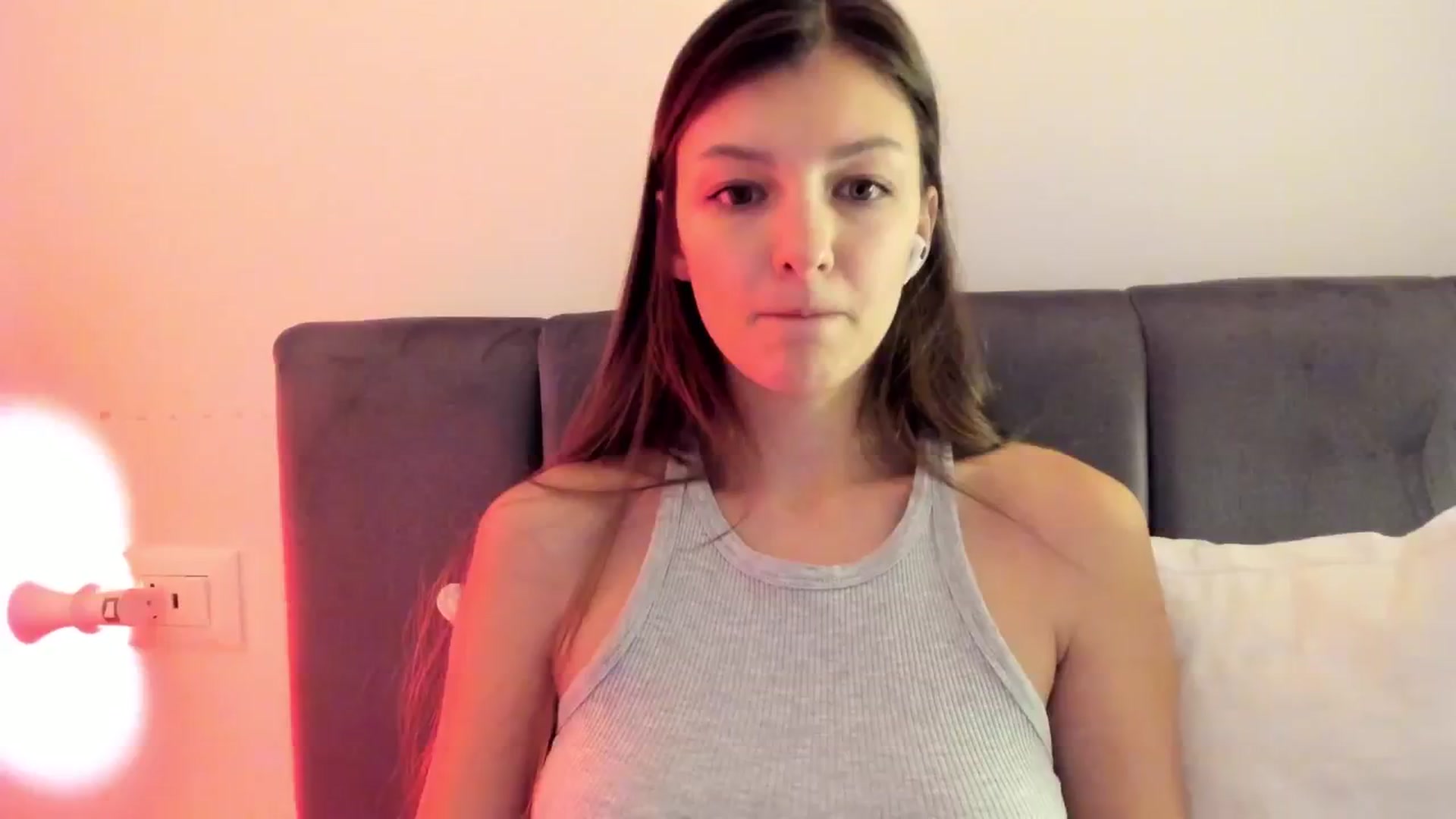 Gallery image thumbnail from Chris_girl's myfreecams stream on, 01/03/2025, 24:09 image 12 of 20
