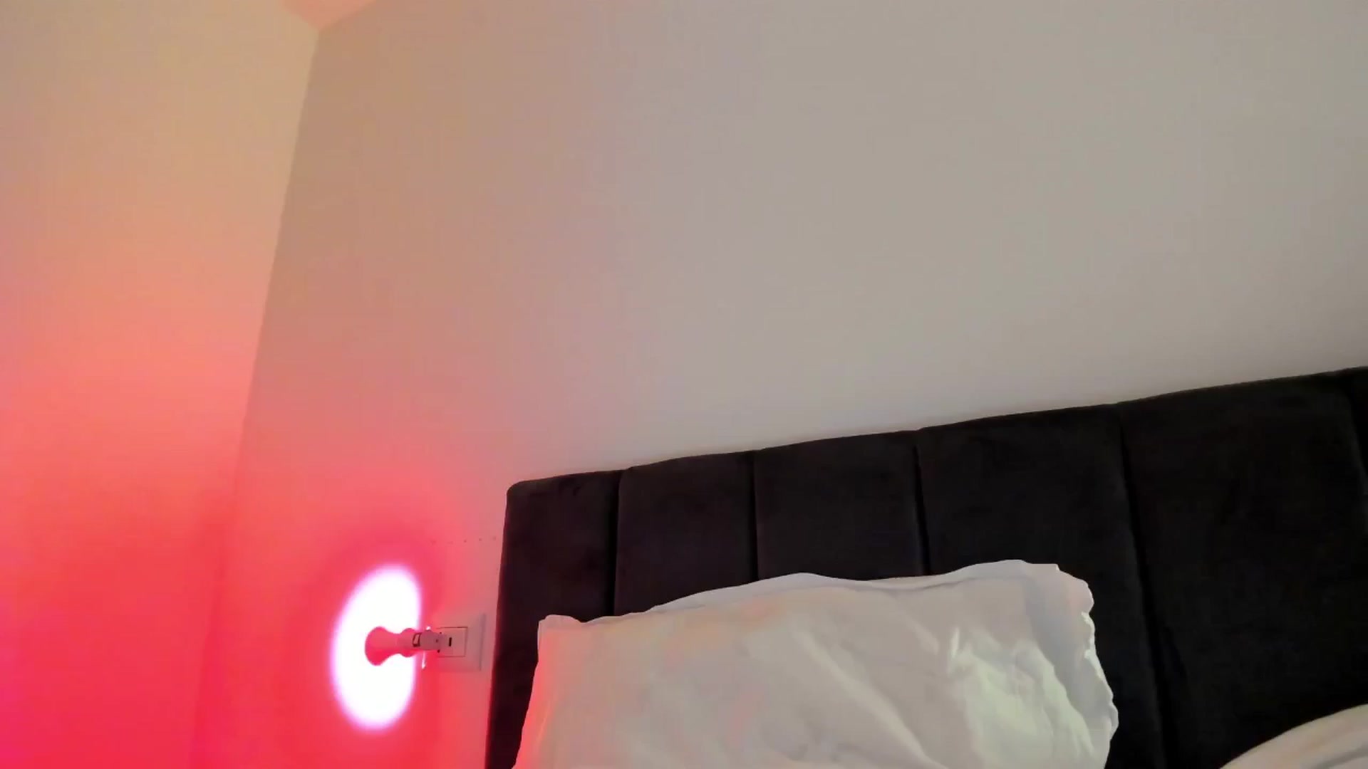 Gallery image thumbnail from Chris_girl's myfreecams stream on, 01/12/2025, 19:12 image 13 of 20