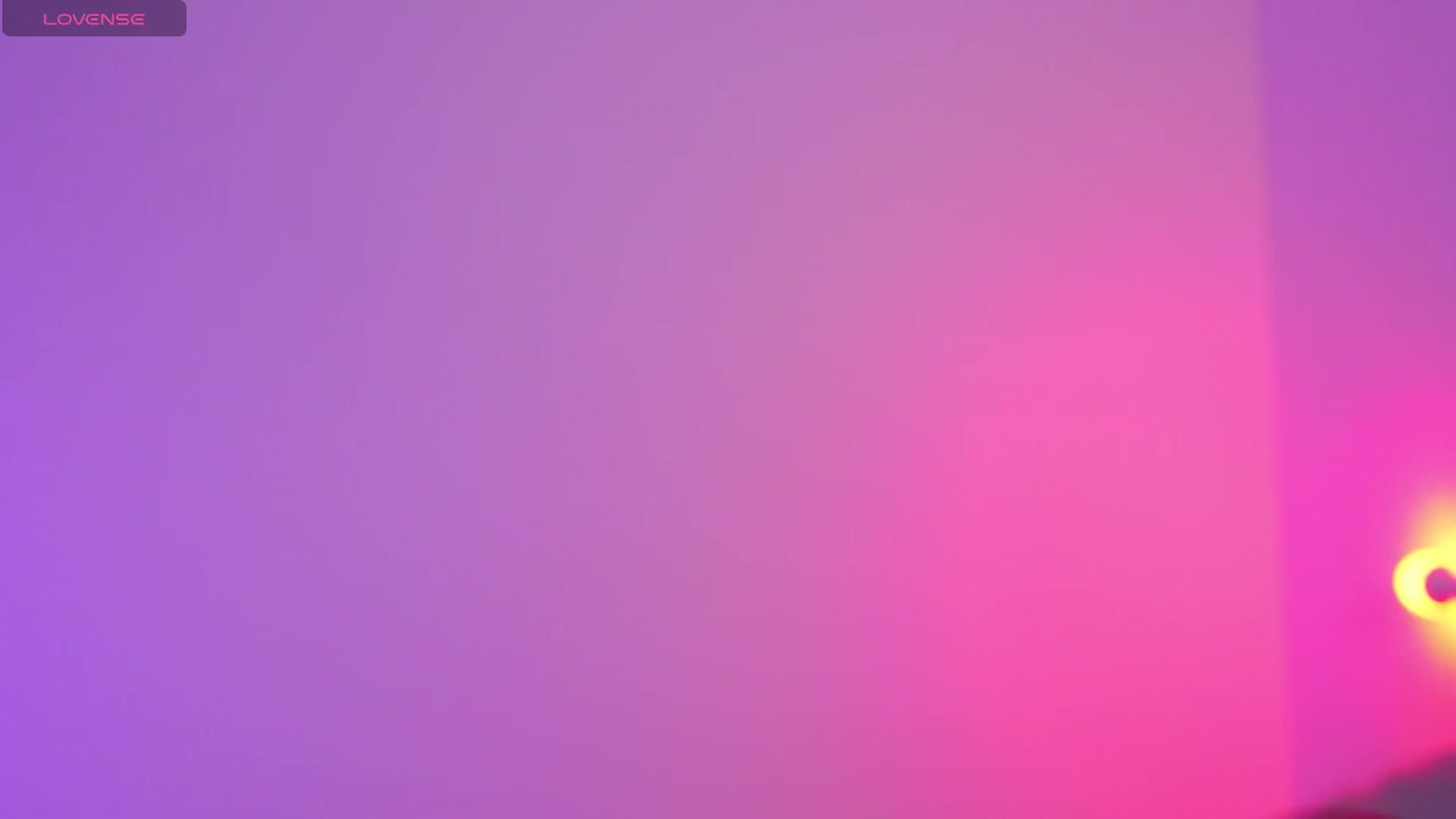 Gallery image thumbnail from Chris_girl's myfreecams stream on, 04/17/2025, 23:03 image 19 of 20