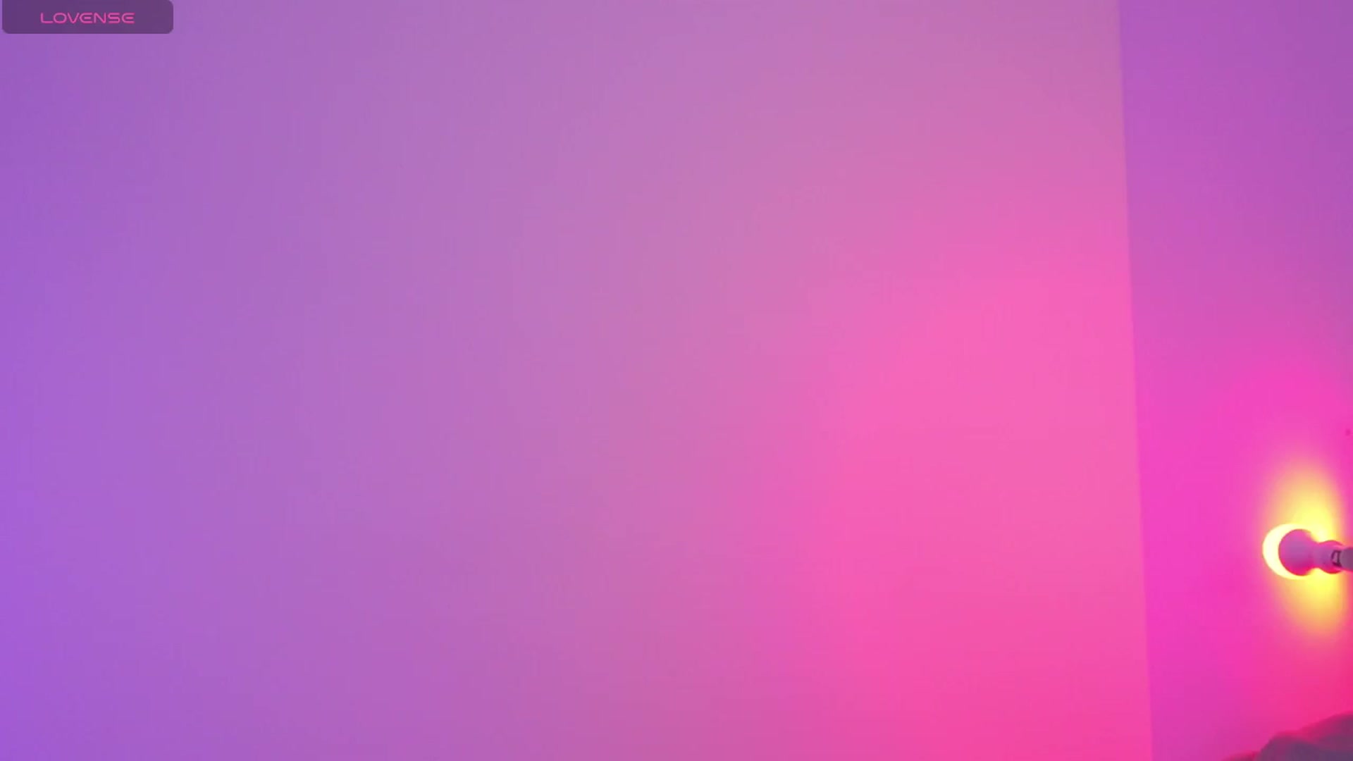 Gallery image thumbnail from Chris_girl's myfreecams stream on, 04/17/2025, 23:03 image 5 of 20