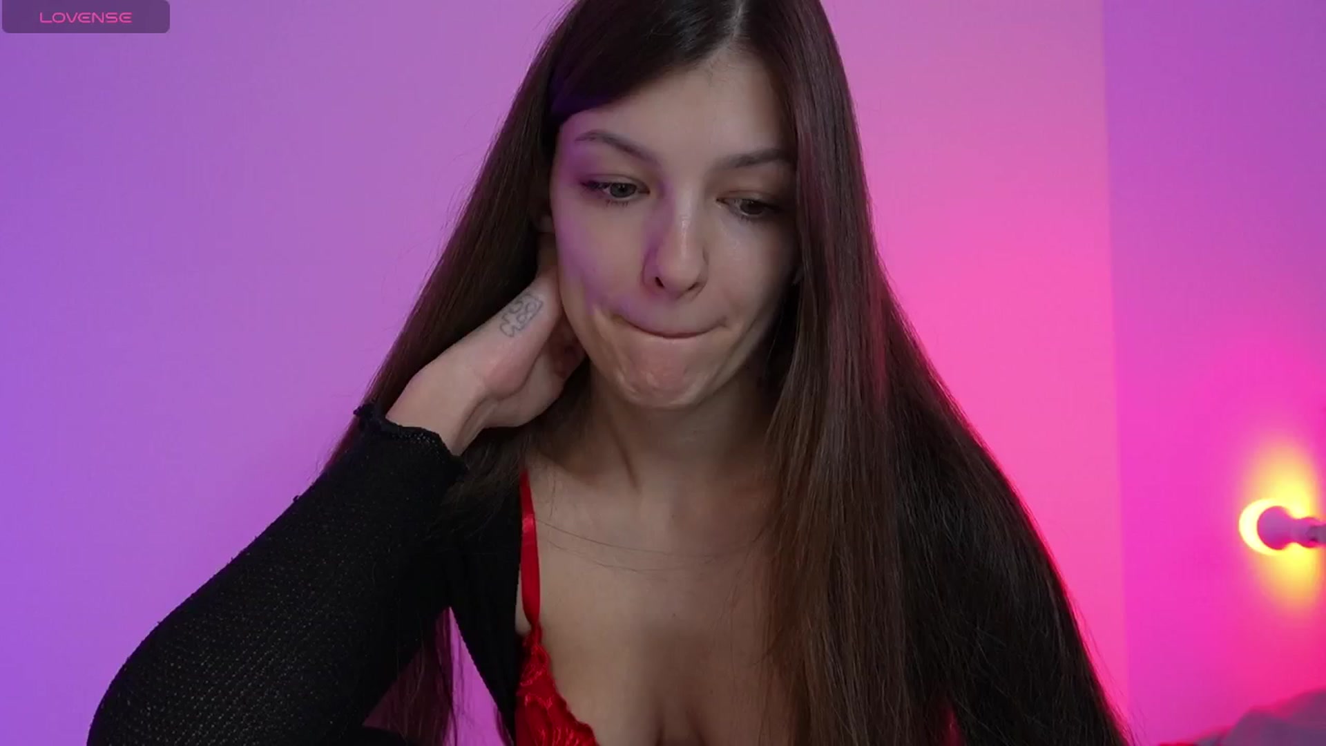 Gallery image thumbnail from Chris_girl's myfreecams stream on, 04/17/2025, 23:03 image 3 of 20