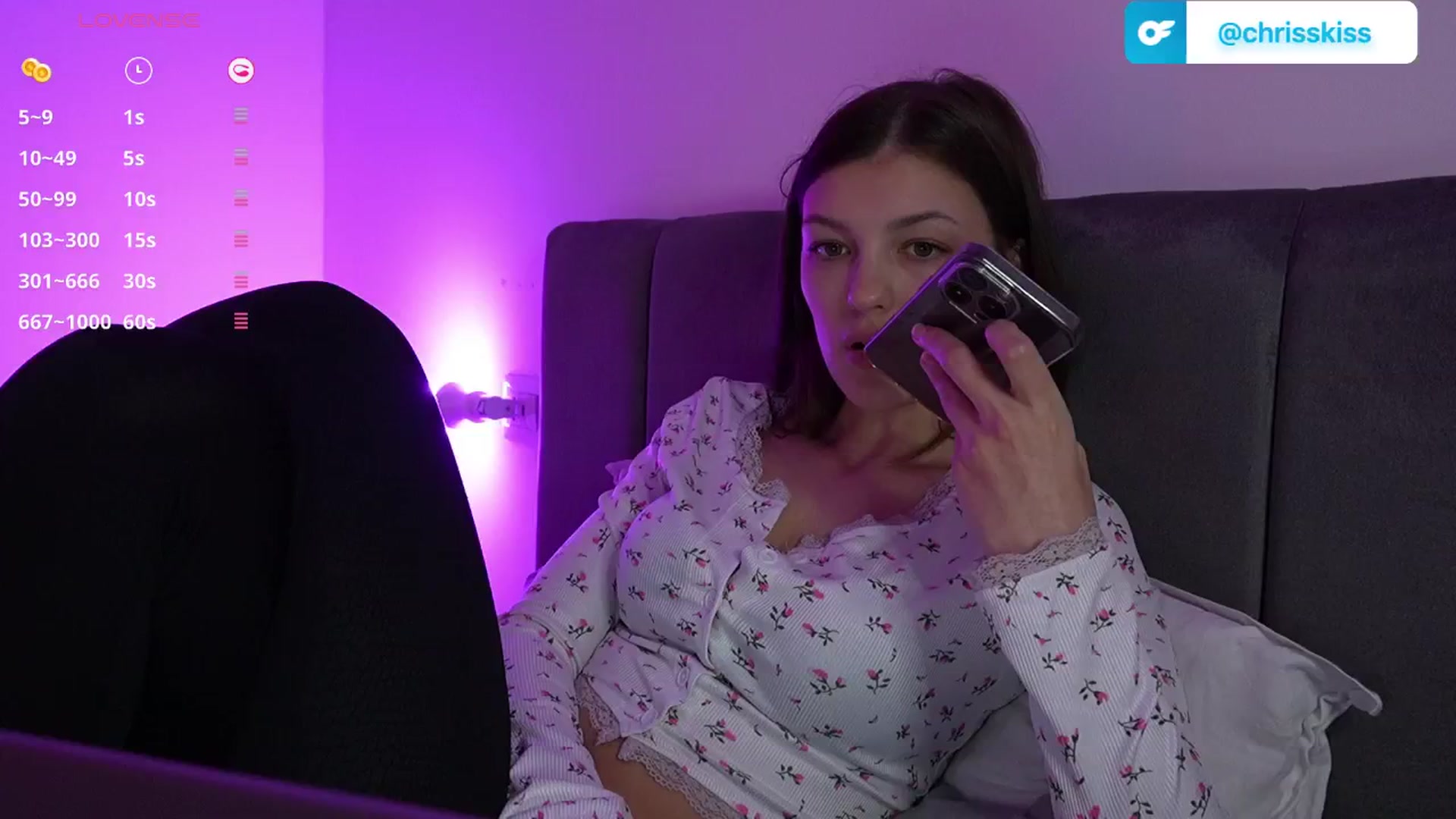 Gallery image thumbnail from Chris_girl's myfreecams stream on, 05/28/2025, 21:08 image 7 of 20