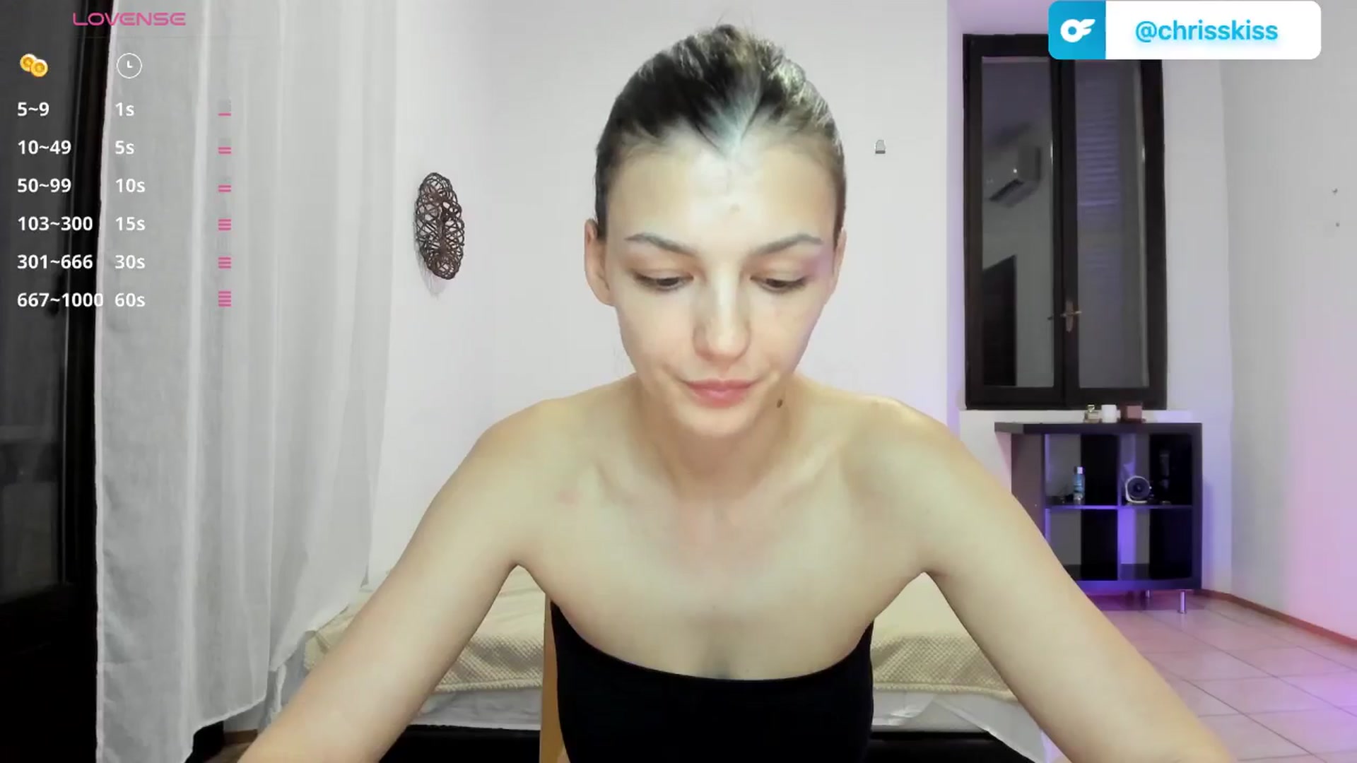 Gallery image thumbnail from Chris_girl's myfreecams stream on, 06/23/2025, 22:29 image 4 of 20