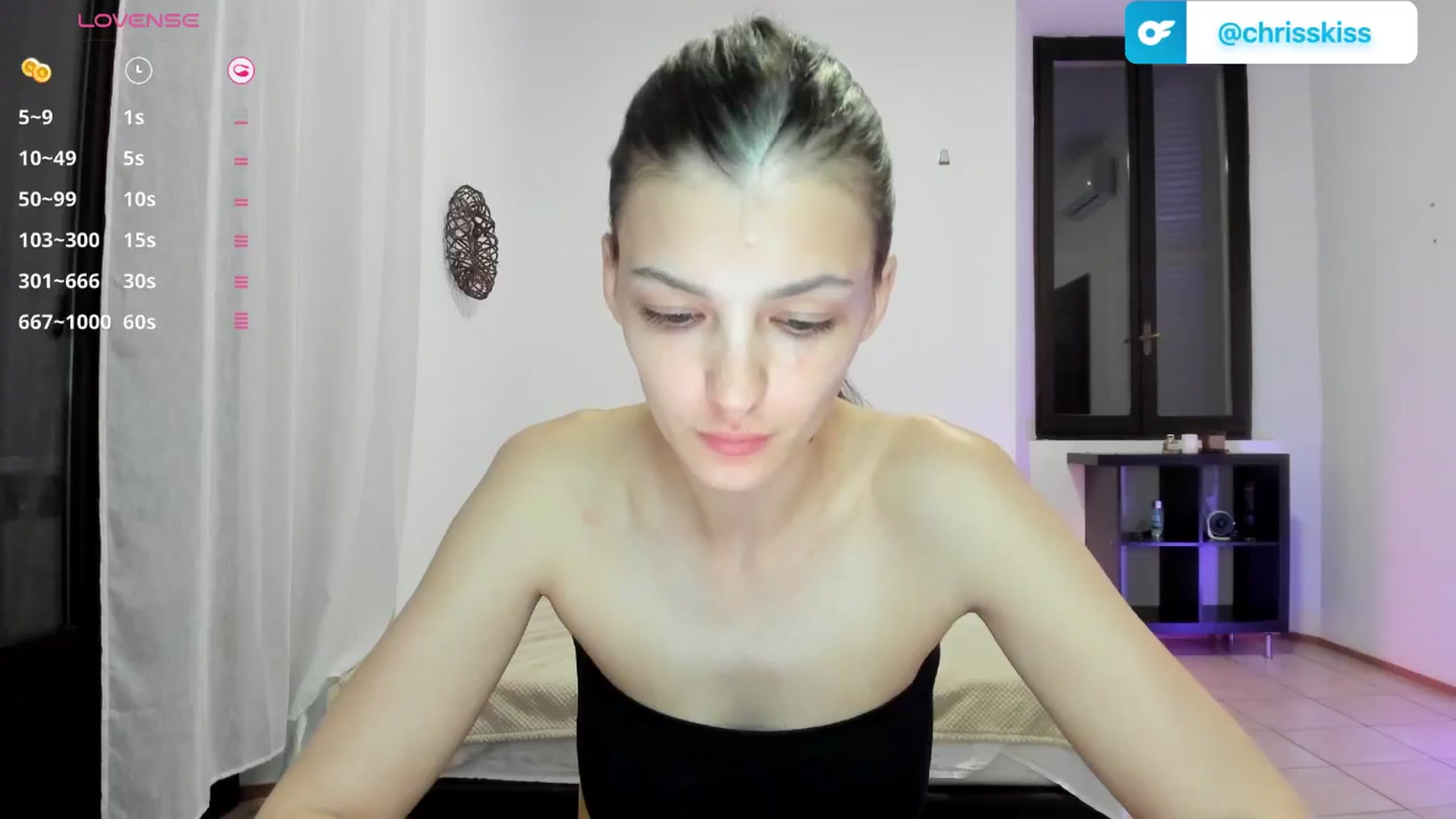 Gallery image thumbnail from Chris_girl's myfreecams stream on, 06/23/2025, 22:29 image 5 of 20