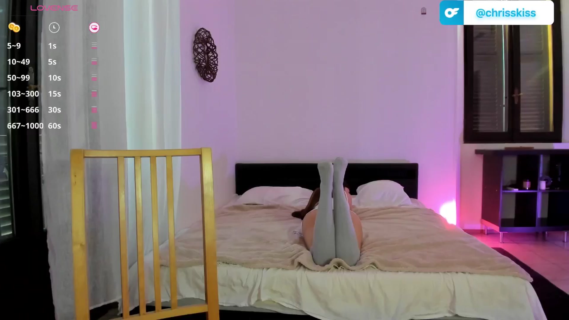 Gallery image thumbnail from Chris_girl's myfreecams stream on, 06/27/2025, 16:41 image 14 of 20