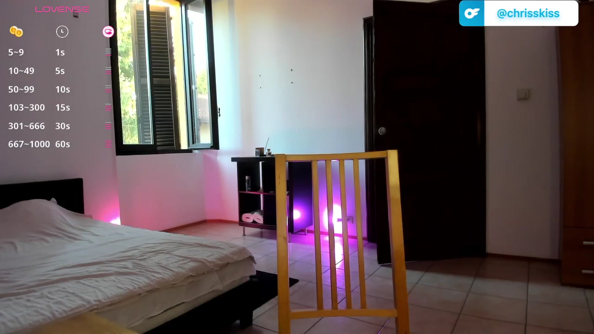 Gallery image thumbnail from Chris_girl's myfreecams stream on, 07/10/2025, 18:51 image 7 of 20