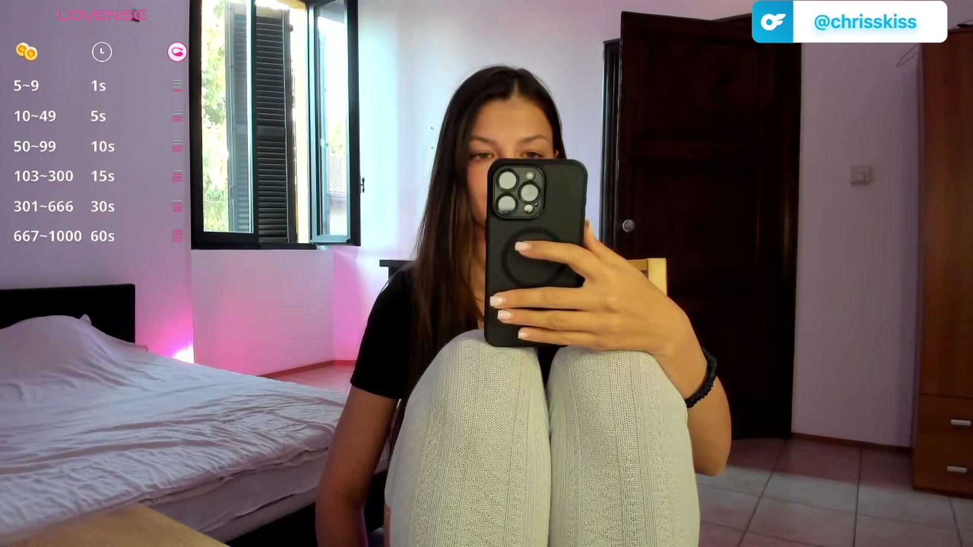 Gallery image thumbnail from Chris_girl's myfreecams stream on, 07/10/2025, 18:51 image 13 of 20