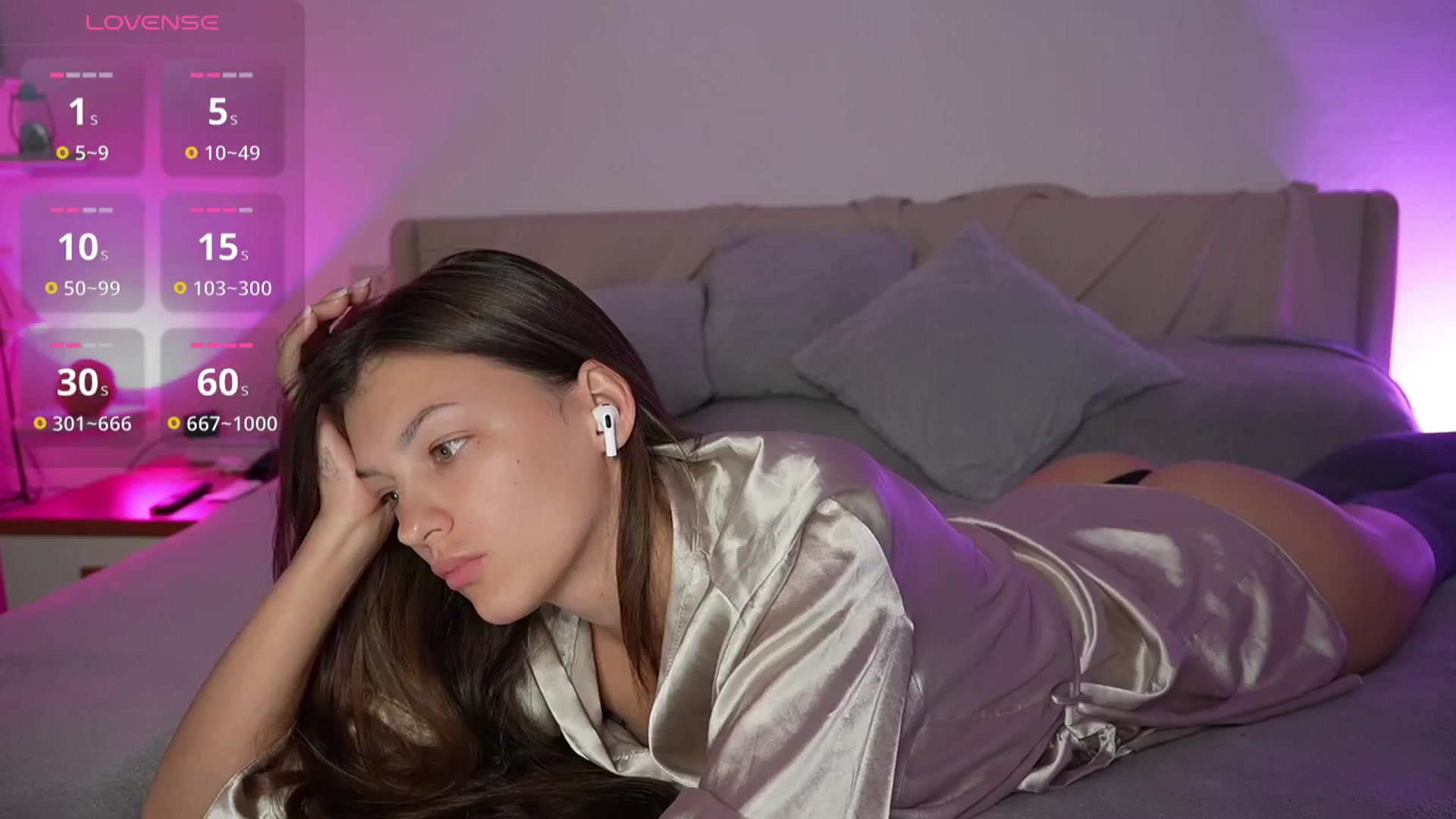 Gallery image thumbnail from Chris_girl's myfreecams stream on, 08/04/2025, 23:47 image 15 of 20
