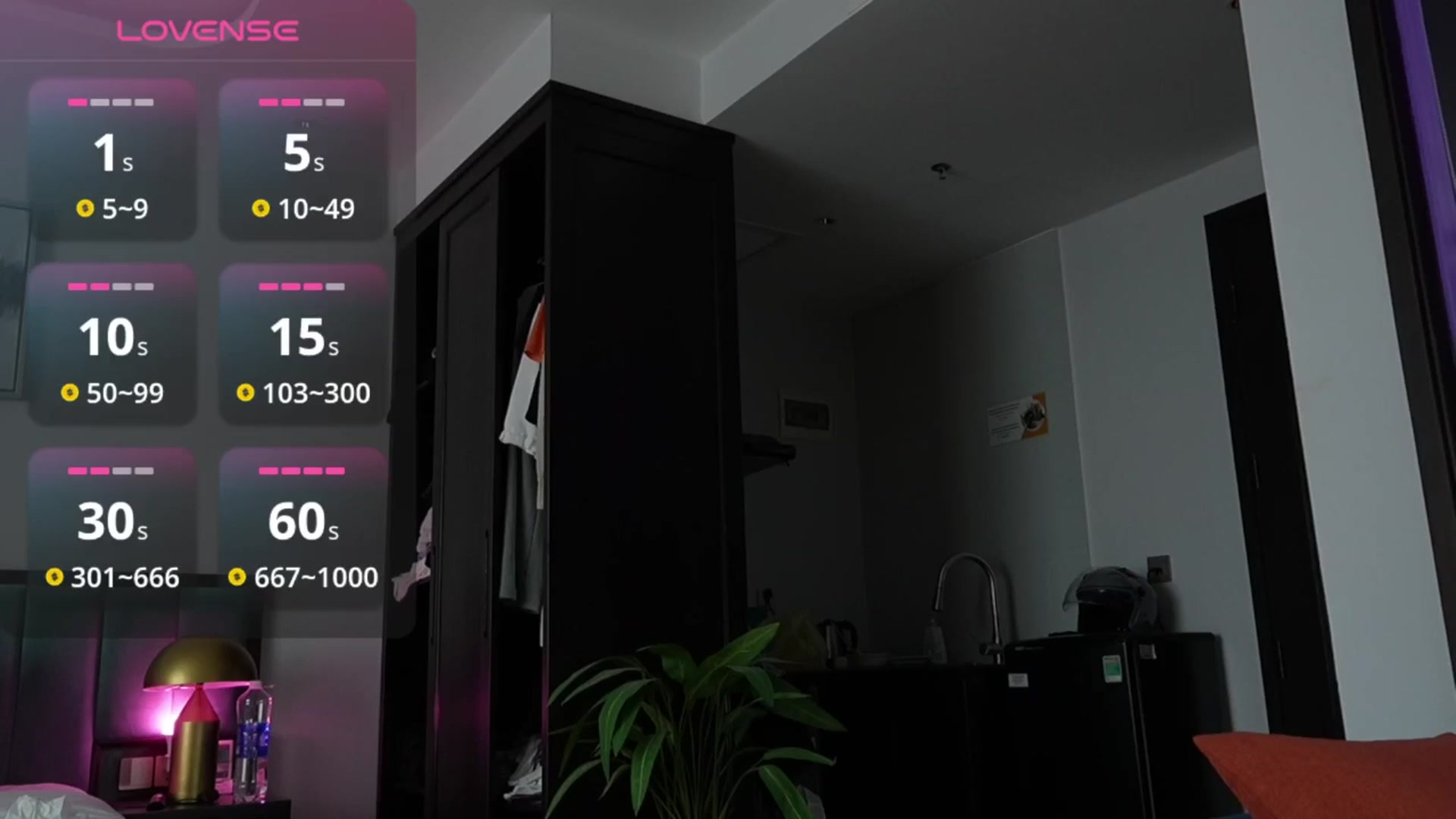 Gallery image thumbnail from Chris_girl's myfreecams stream on, 11/18/2025, 07:42 image 7 of 20