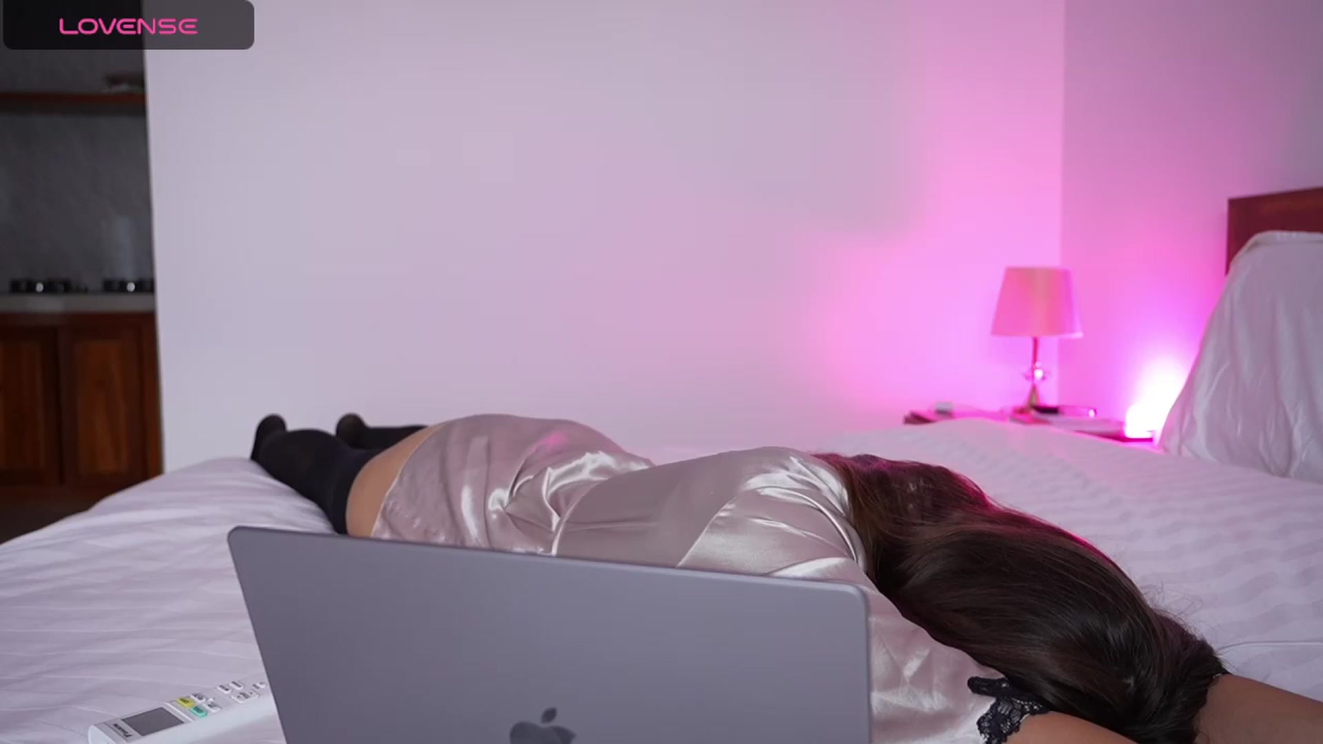 Gallery image thumbnail from Chris_girl's myfreecams stream on, 12/29/2025, 24:00 image 7 of 20
