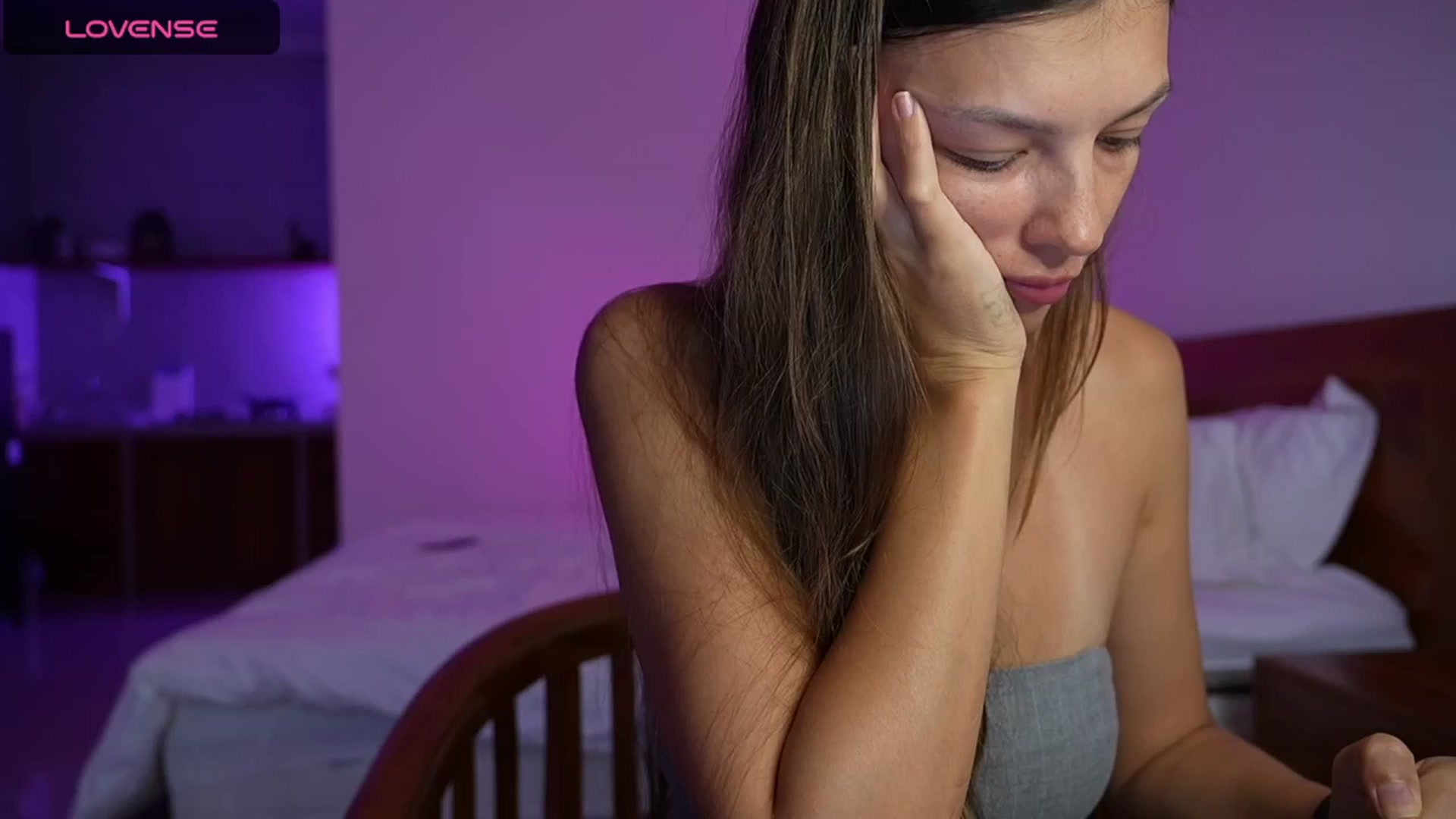 Gallery image thumbnail from Chris_girl's myfreecams stream on, 01/14/2026, 09:04 image 20 of 20