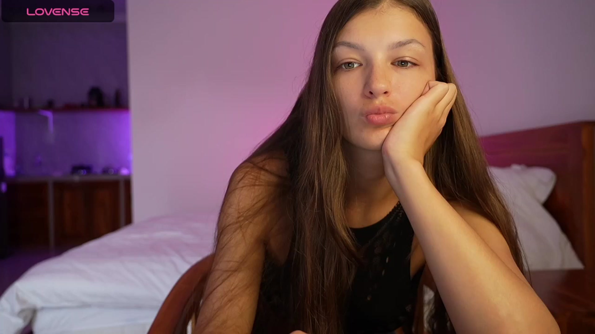 Gallery image thumbnail from Chris_girl's myfreecams stream on, 01/29/2026, 03:23 image 1 of 20