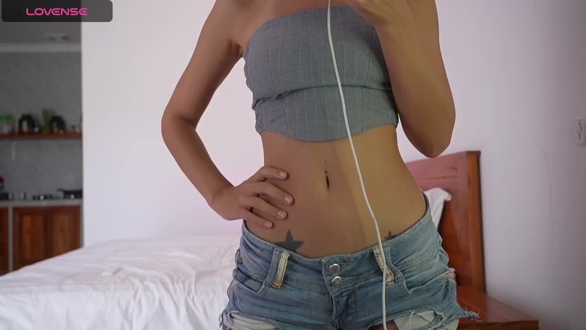 Gallery image thumbnail from Chris_girl's myfreecams stream on, 03/27/2026, 04:28 image 1 of 20