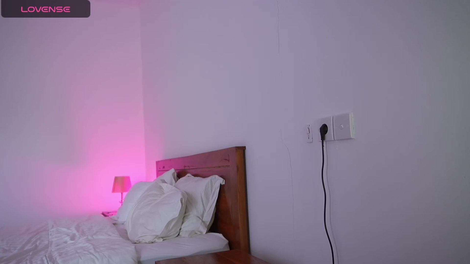 Gallery image thumbnail from Chris_girl's myfreecams stream on, 03/27/2026, 08:00 image 16 of 20