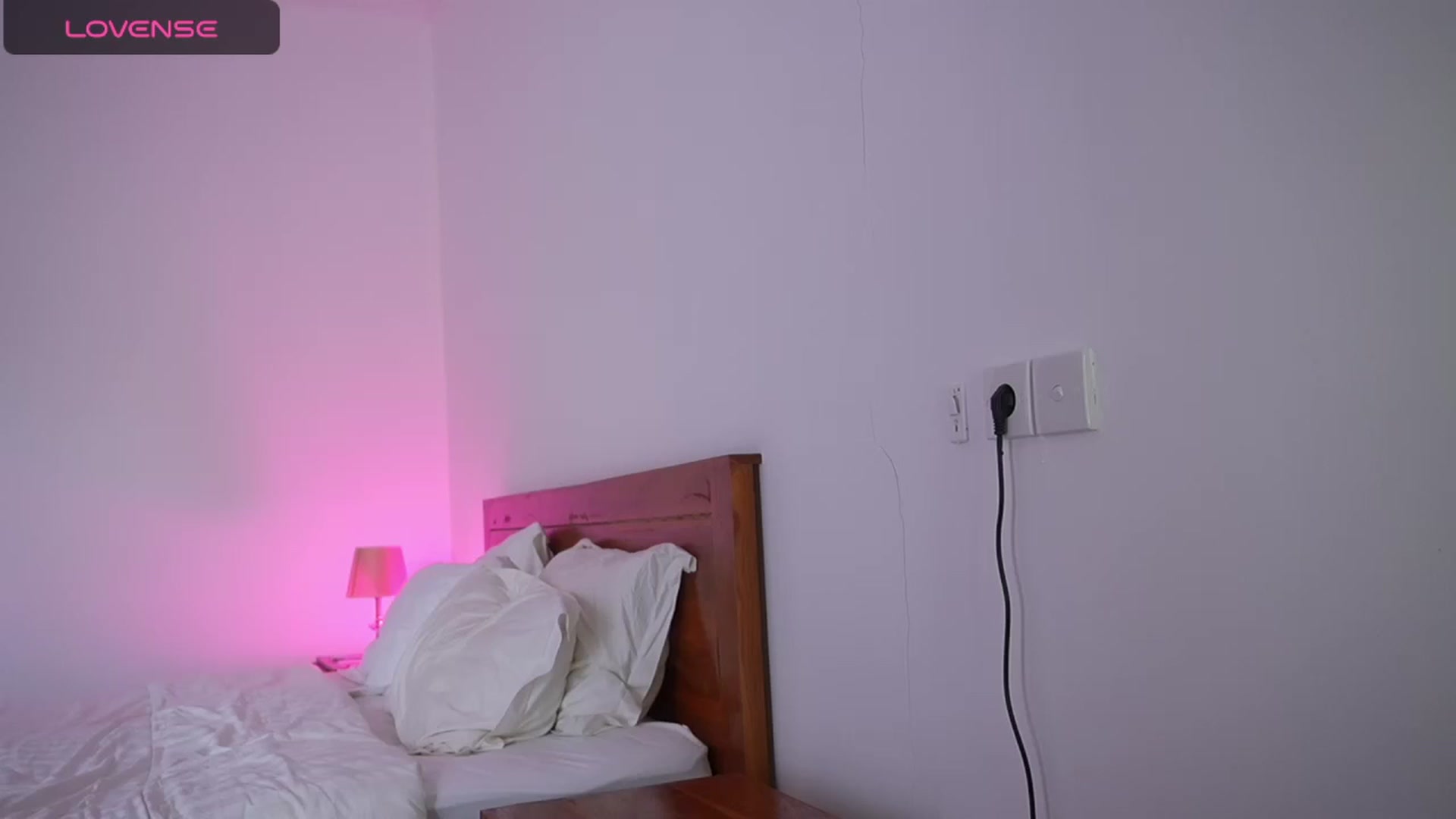 Gallery image thumbnail from Chris_girl's myfreecams stream on, 03/27/2026, 08:00 image 15 of 20