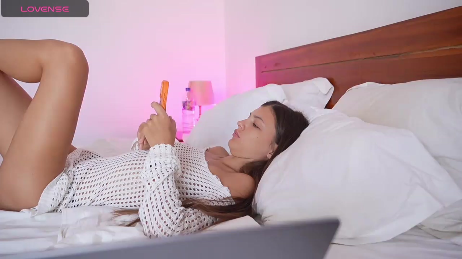 Gallery image thumbnail from Chris_girl's myfreecams stream on, 04/23/2026, 02:59 image 17 of 20
