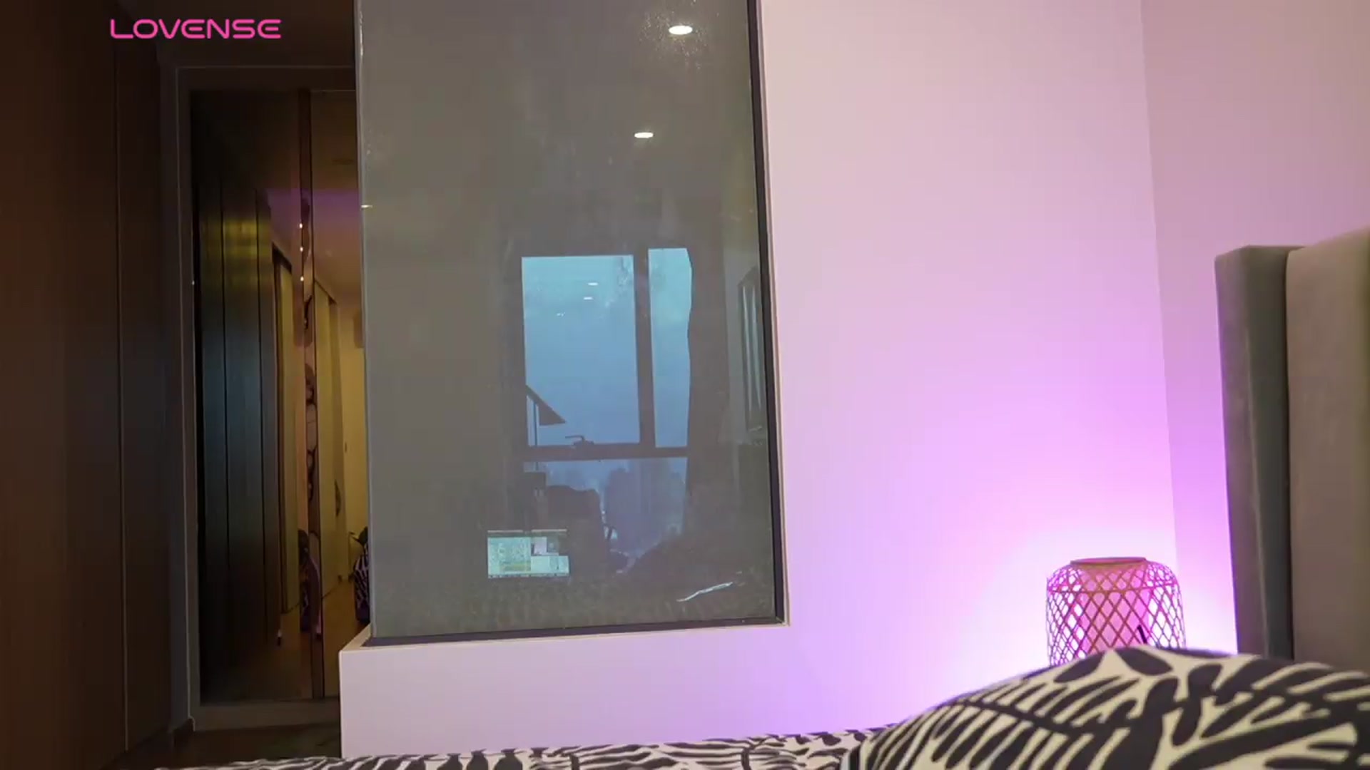 Gallery image thumbnail from Chris_girl's myfreecams stream on, 05/26/2026, 12:10 image 12 of 20