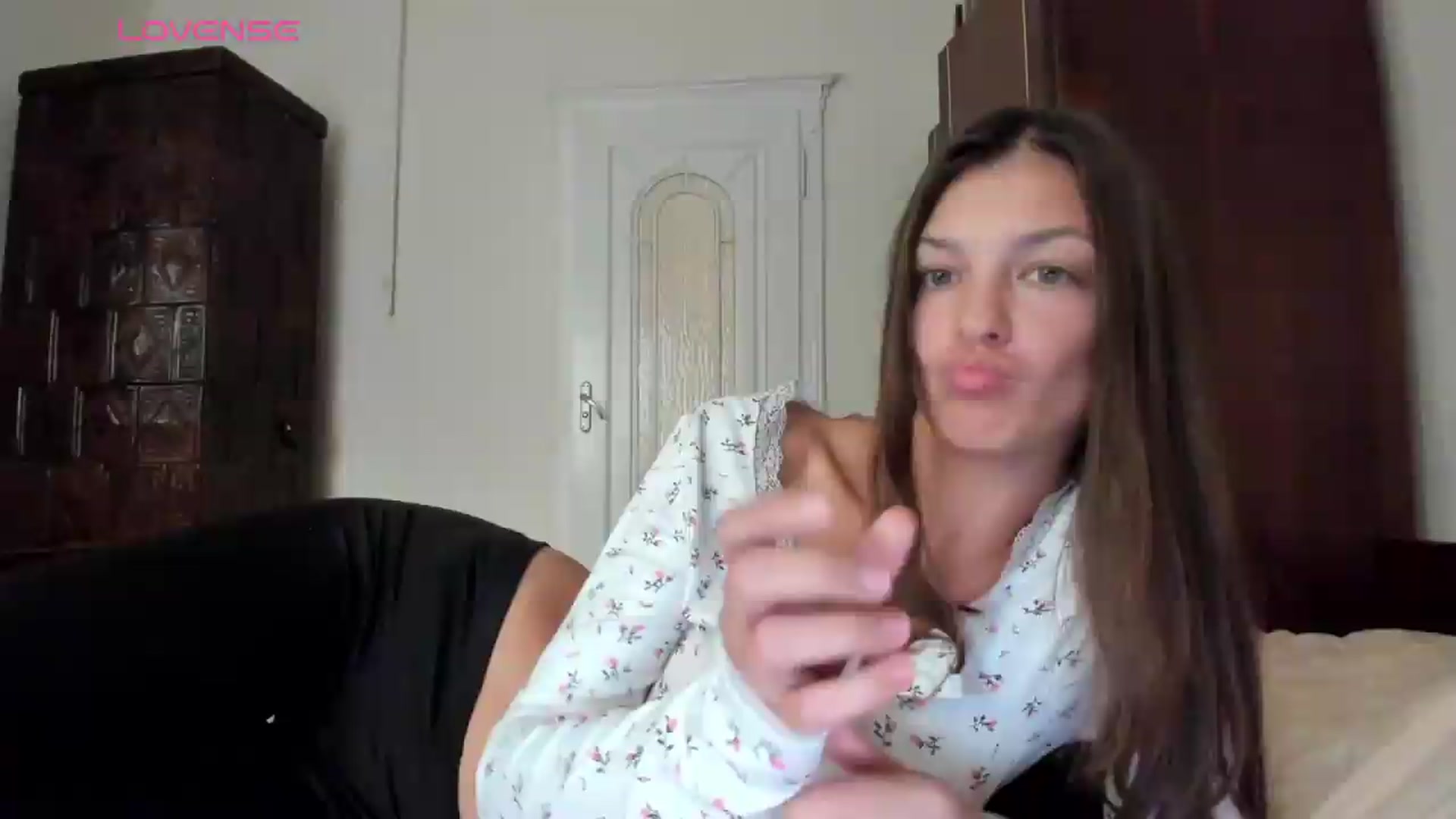 Gallery image thumbnail from Chris_girl's myfreecams stream on, 06/11/2026, 19:03 image 12 of 20