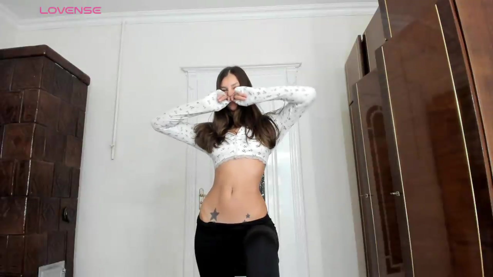 Gallery image thumbnail from Chris_girl's myfreecams stream on, 06/11/2026, 22:21 image 9 of 20