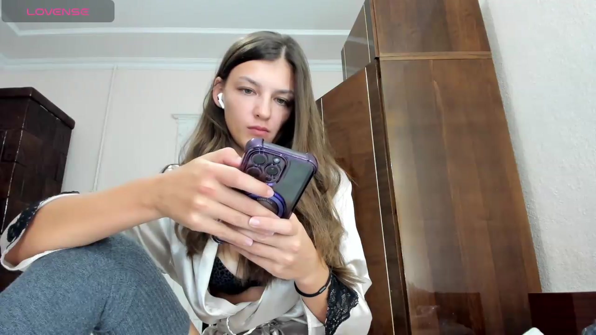 Gallery image thumbnail from Chris_girl's myfreecams stream on, 06/19/2026, 23:12 image 18 of 20