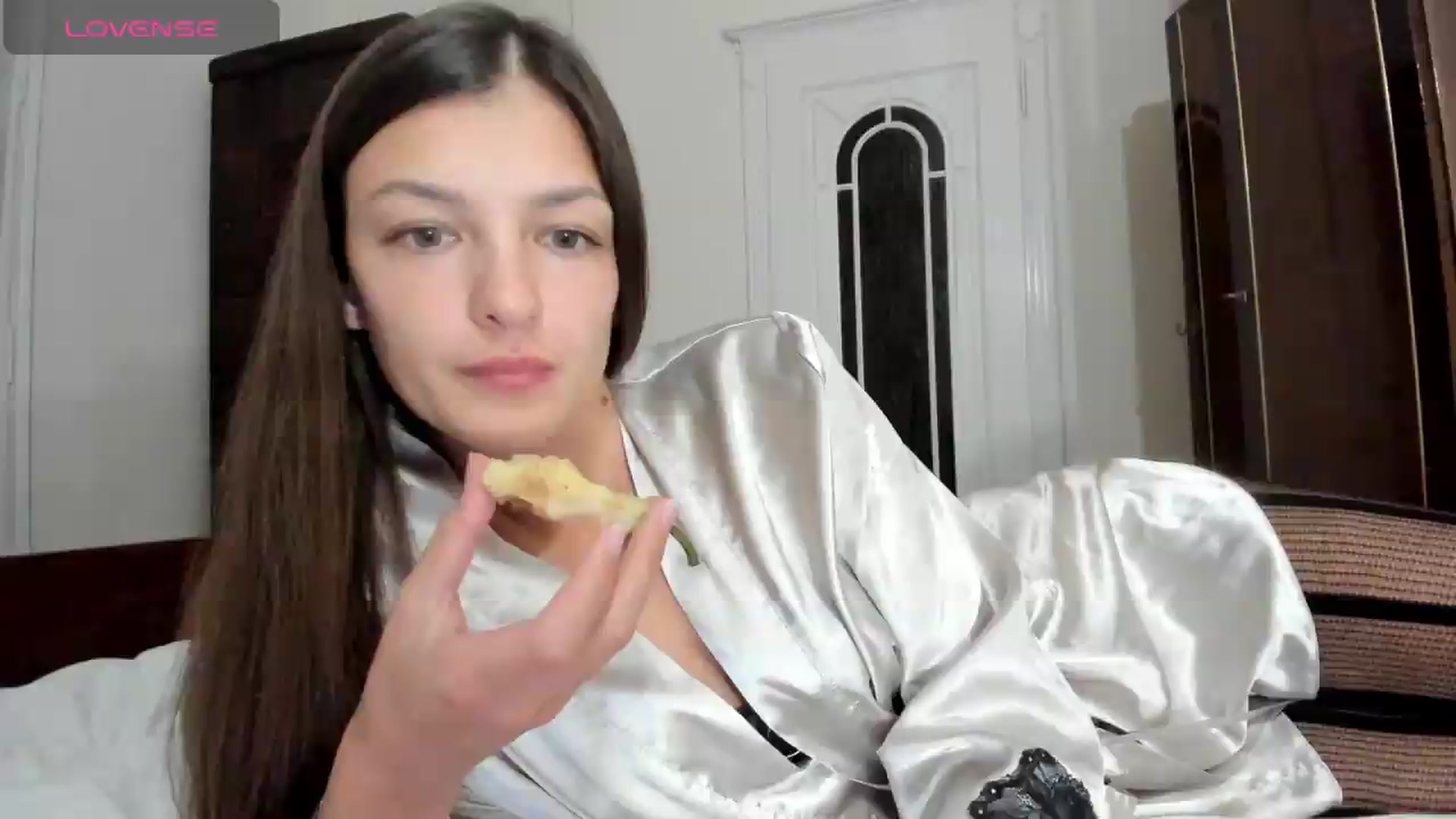 Gallery image thumbnail from Chris_girl's myfreecams stream on, 07/18/2026, 01:07 image 7 of 20