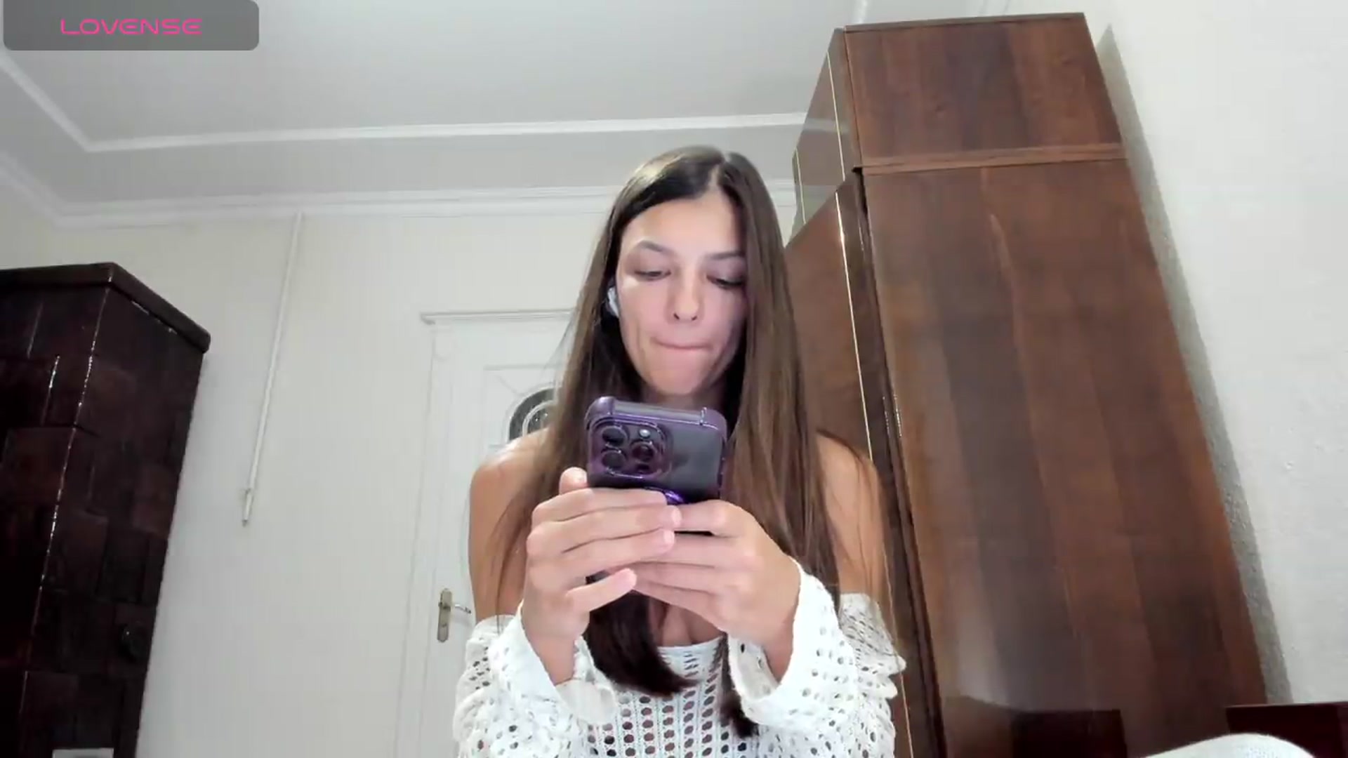Gallery image thumbnail from Chris_girl's myfreecams stream on, 07/23/2026, 02:07 image 6 of 20
