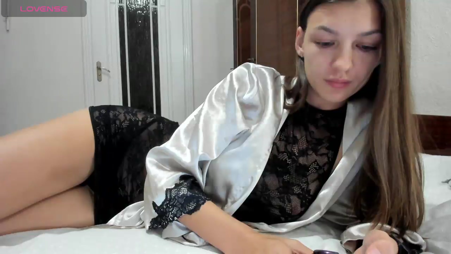 Gallery image thumbnail from Chris_girl's myfreecams stream on, 07/30/2026, 23:40 image 16 of 20