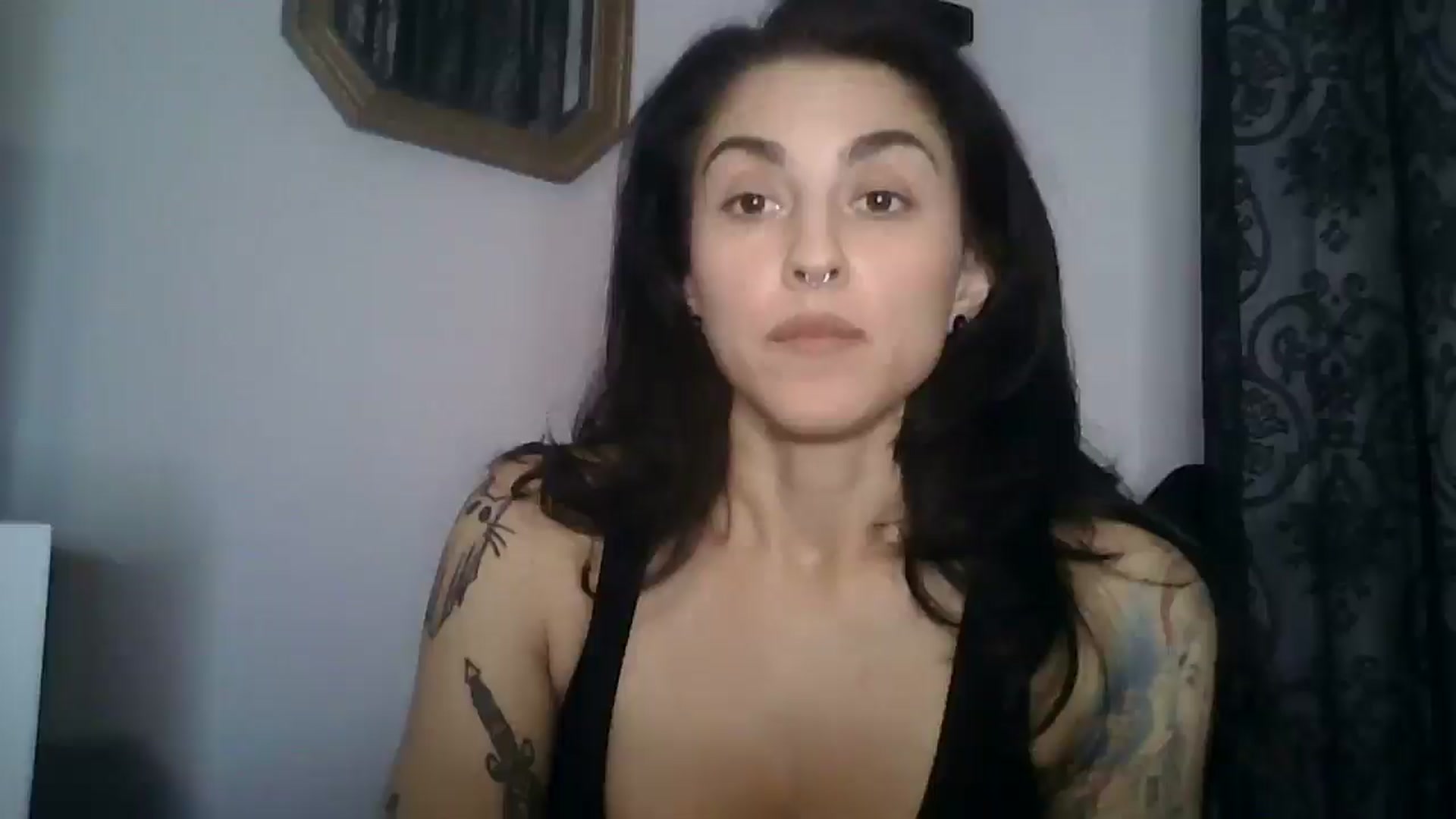 Gallery image thumbnail from ChrissyVenom's myfreecams stream on, 07/17/2025, 24:56 image 6 of 20