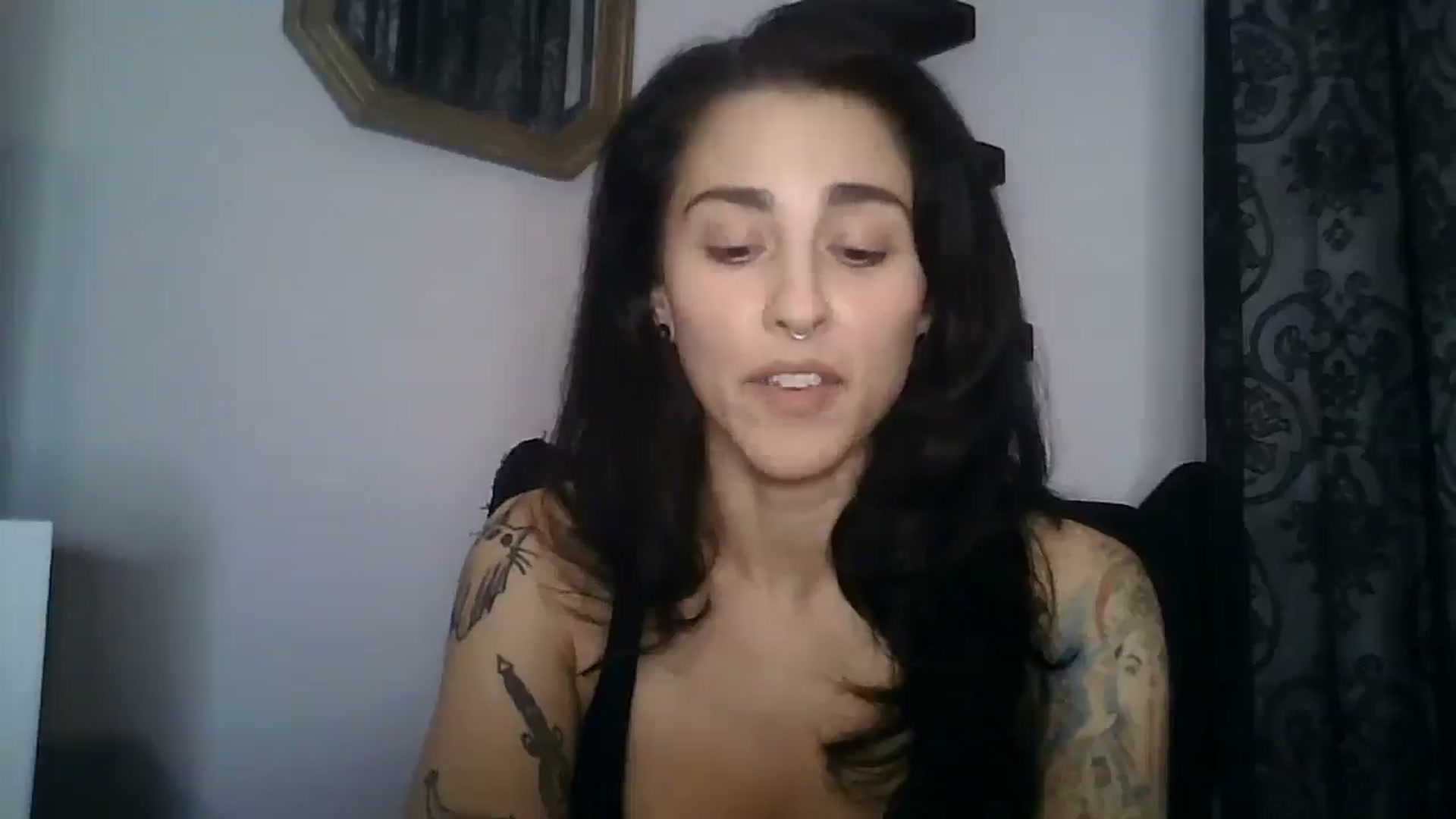 Gallery image thumbnail from ChrissyVenom's myfreecams stream on, 07/17/2025, 24:56 image 12 of 20
