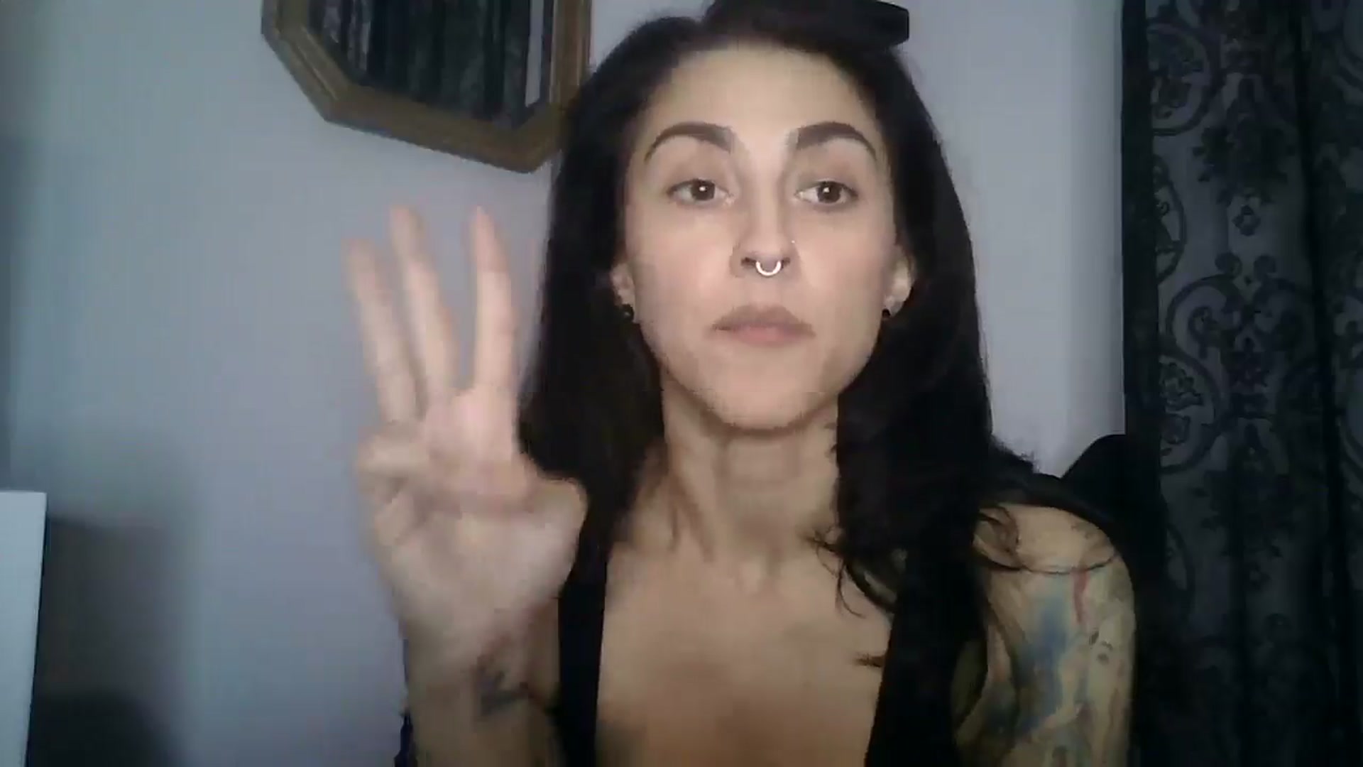 Gallery image thumbnail from ChrissyVenom's myfreecams stream on, 07/17/2025, 24:56 image 5 of 20