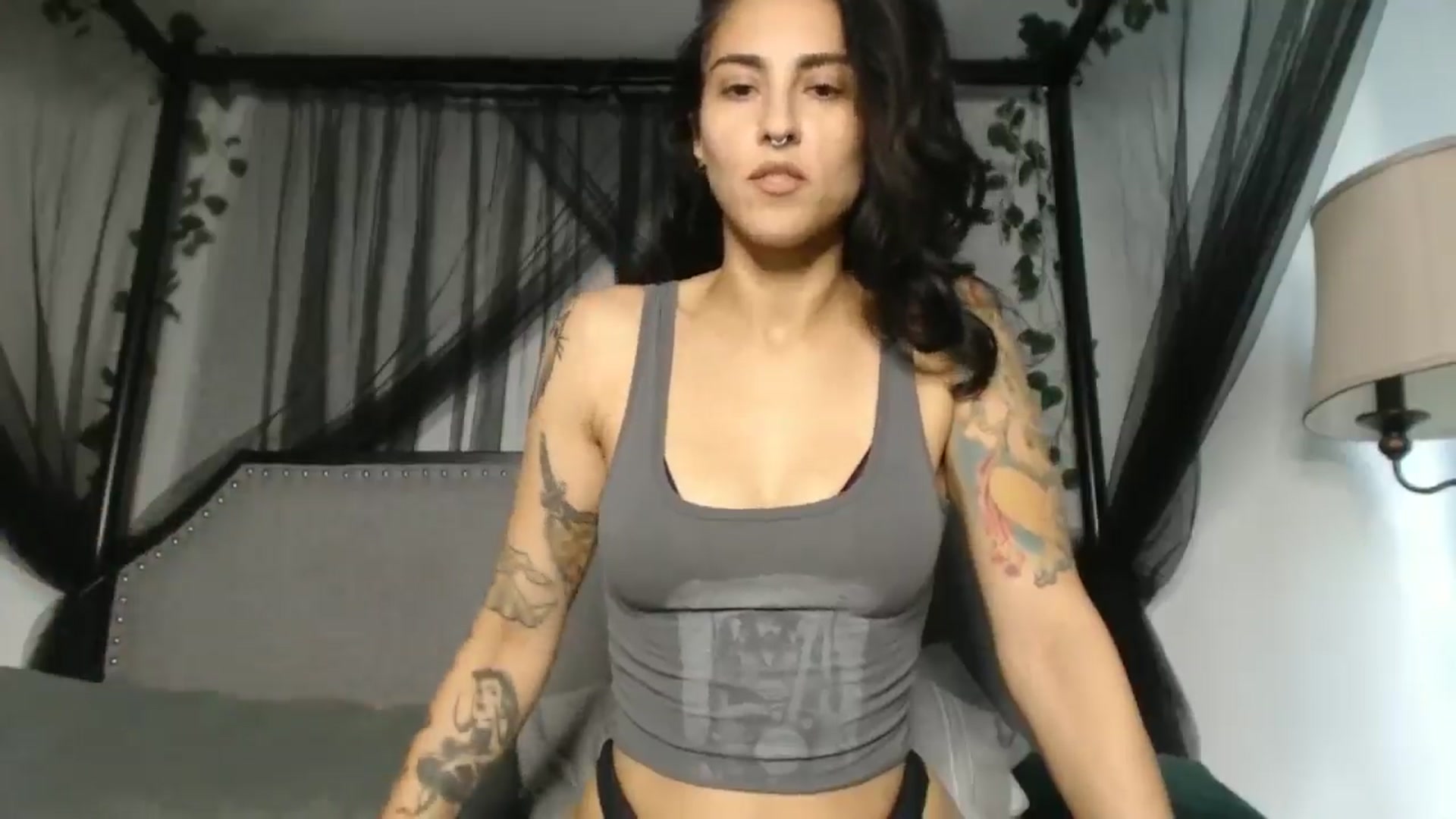 Gallery image thumbnail from ChrissyVenom's myfreecams stream on, 08/28/2025, 16:37 image 14 of 20