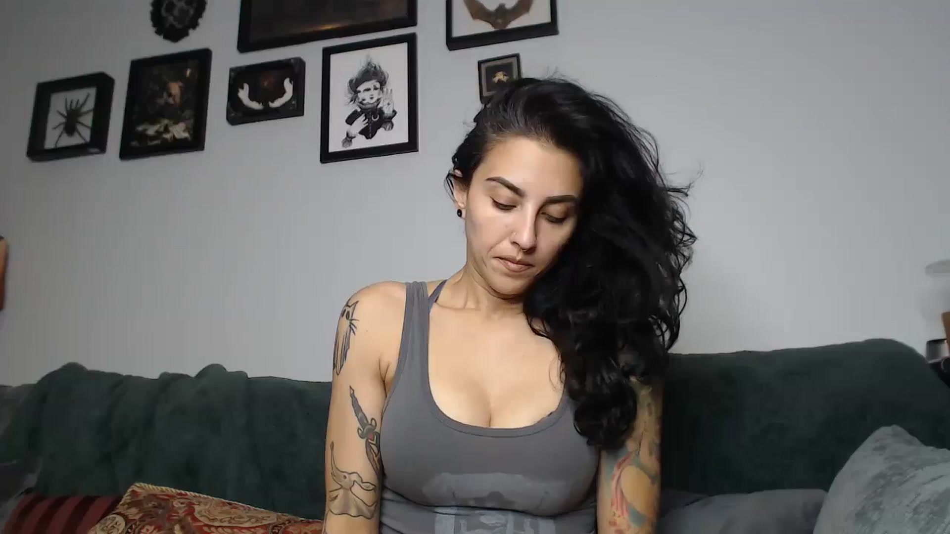 Gallery image thumbnail from ChrissyVenom's myfreecams stream on, 09/09/2025, 14:18 image 13 of 20