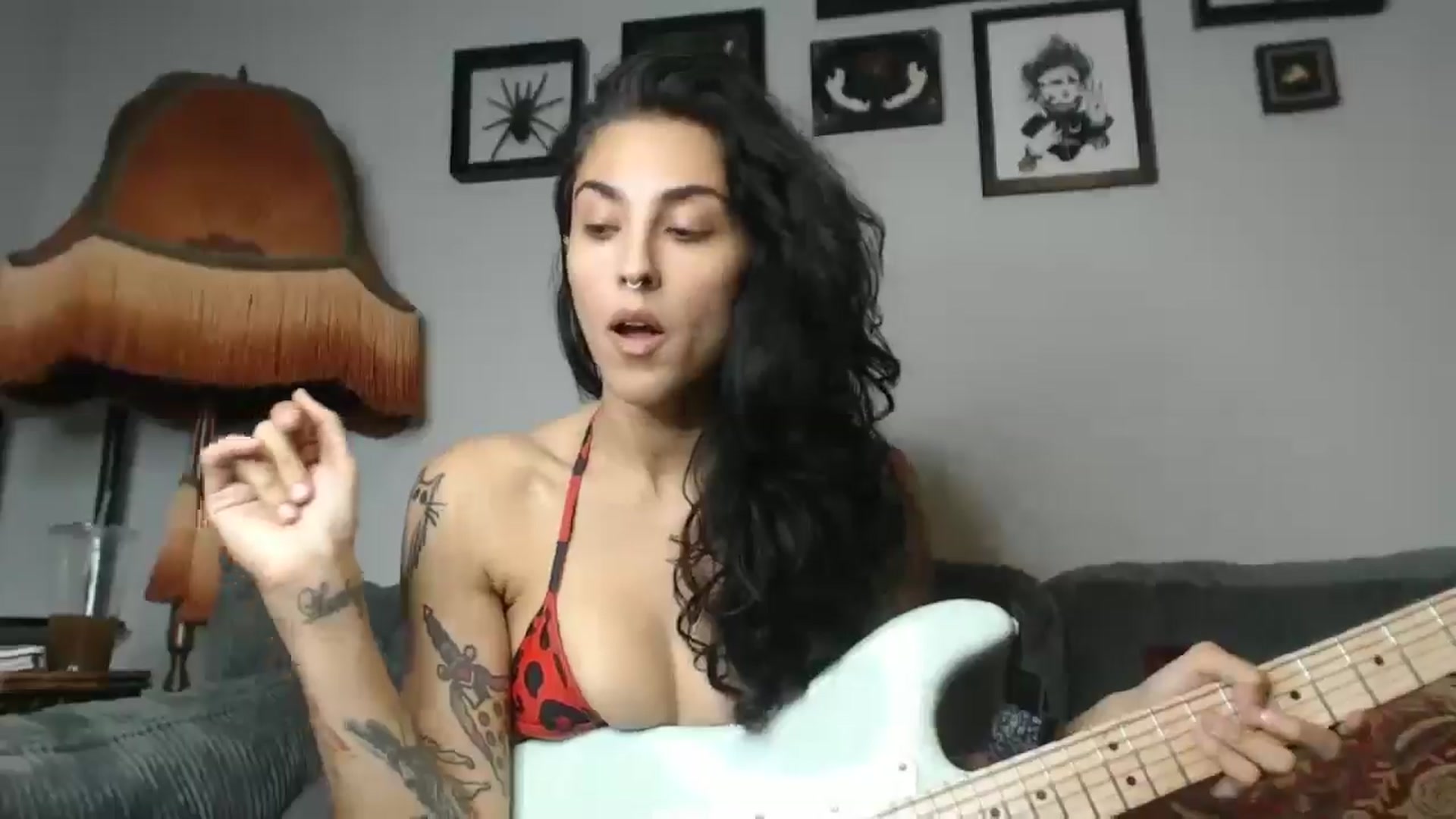 Gallery image thumbnail from ChrissyVenom's myfreecams stream on, 09/17/2025, 17:00 image 13 of 20